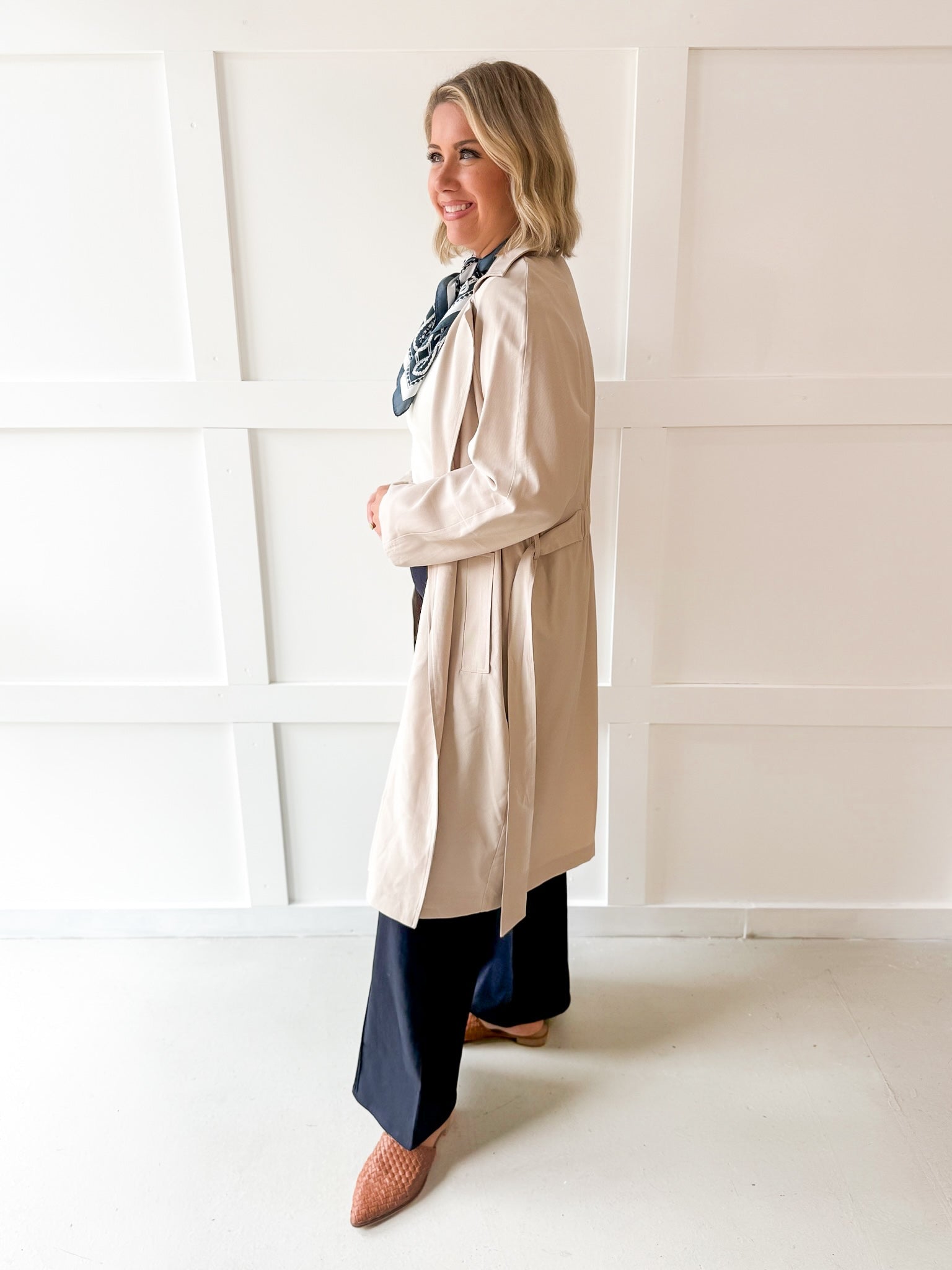 15604 Trench Coat