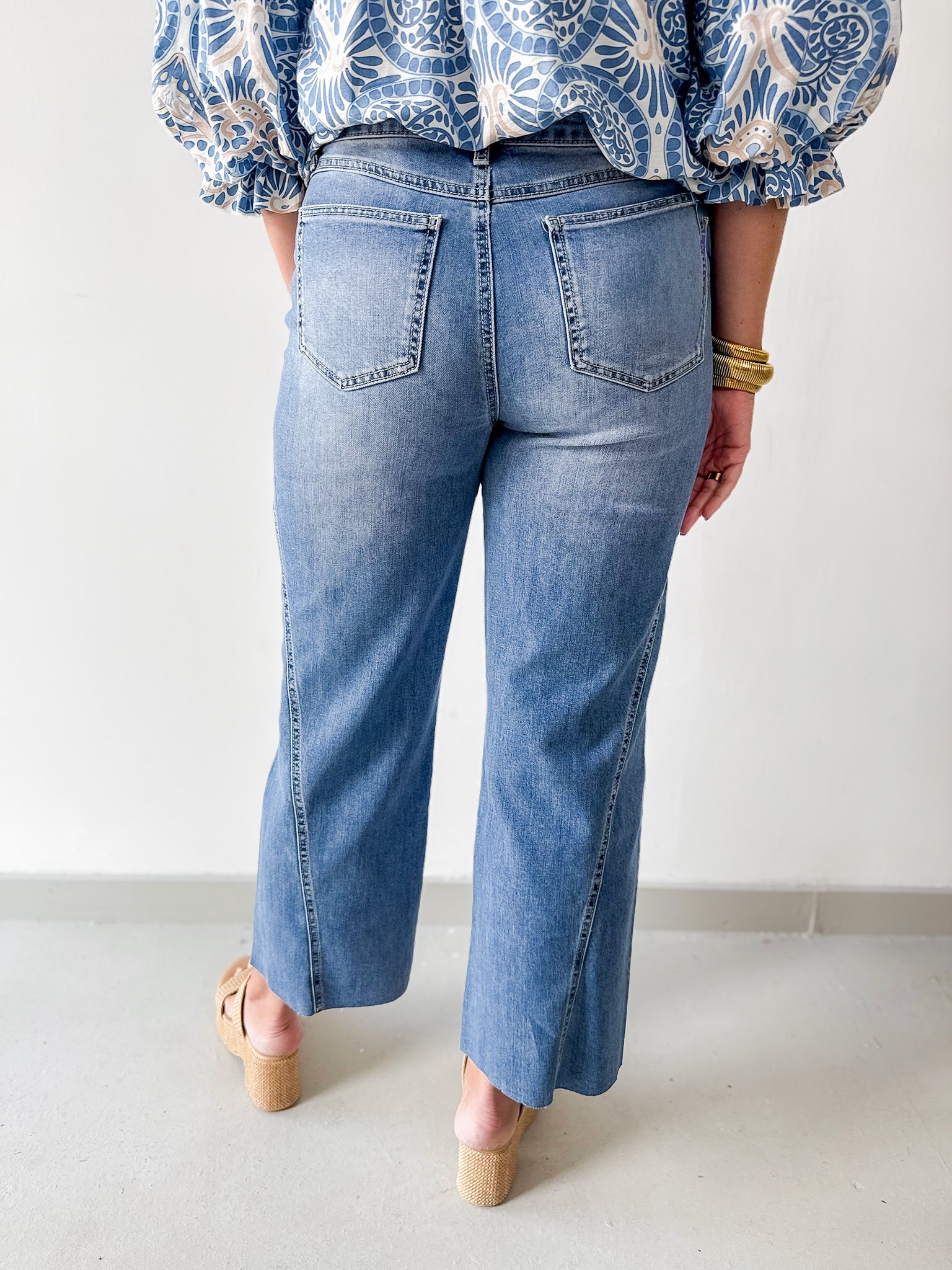 28" Straight Leg with Seam Details Jean