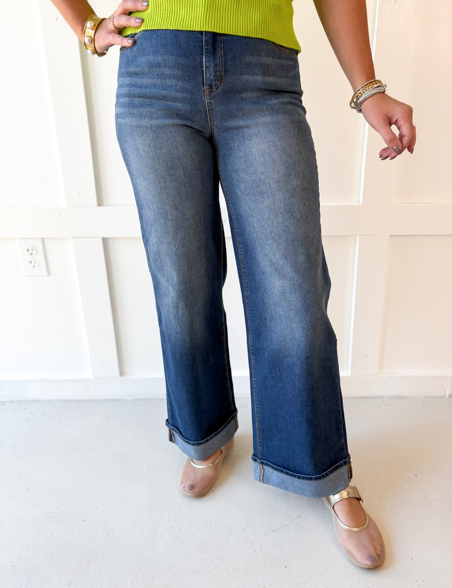 32" Slim Wide Leg With Cuff Jean