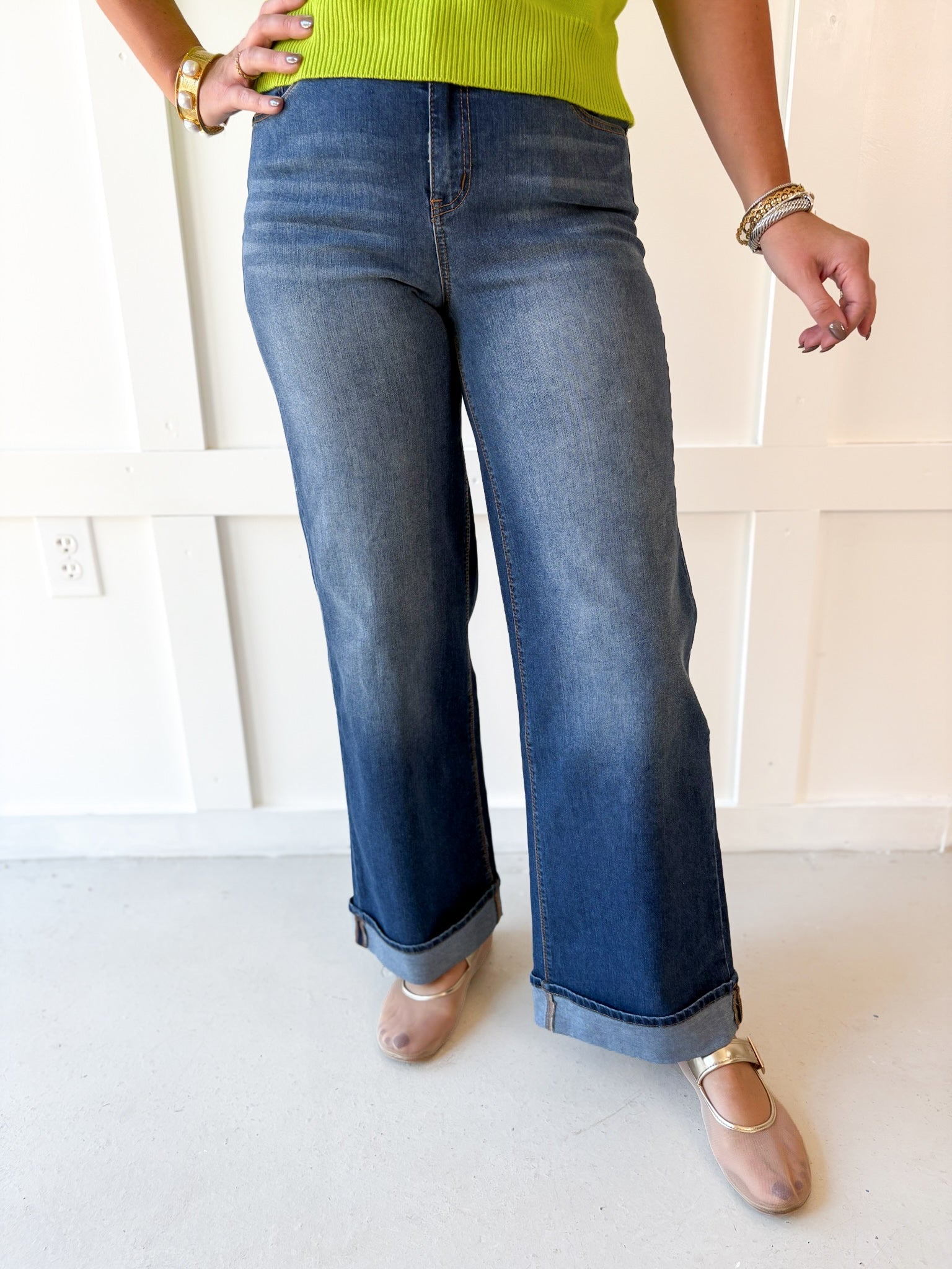 32" Slim Wide Leg With Cuff Jean