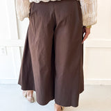 Pleated Cullotte Pants- Brown