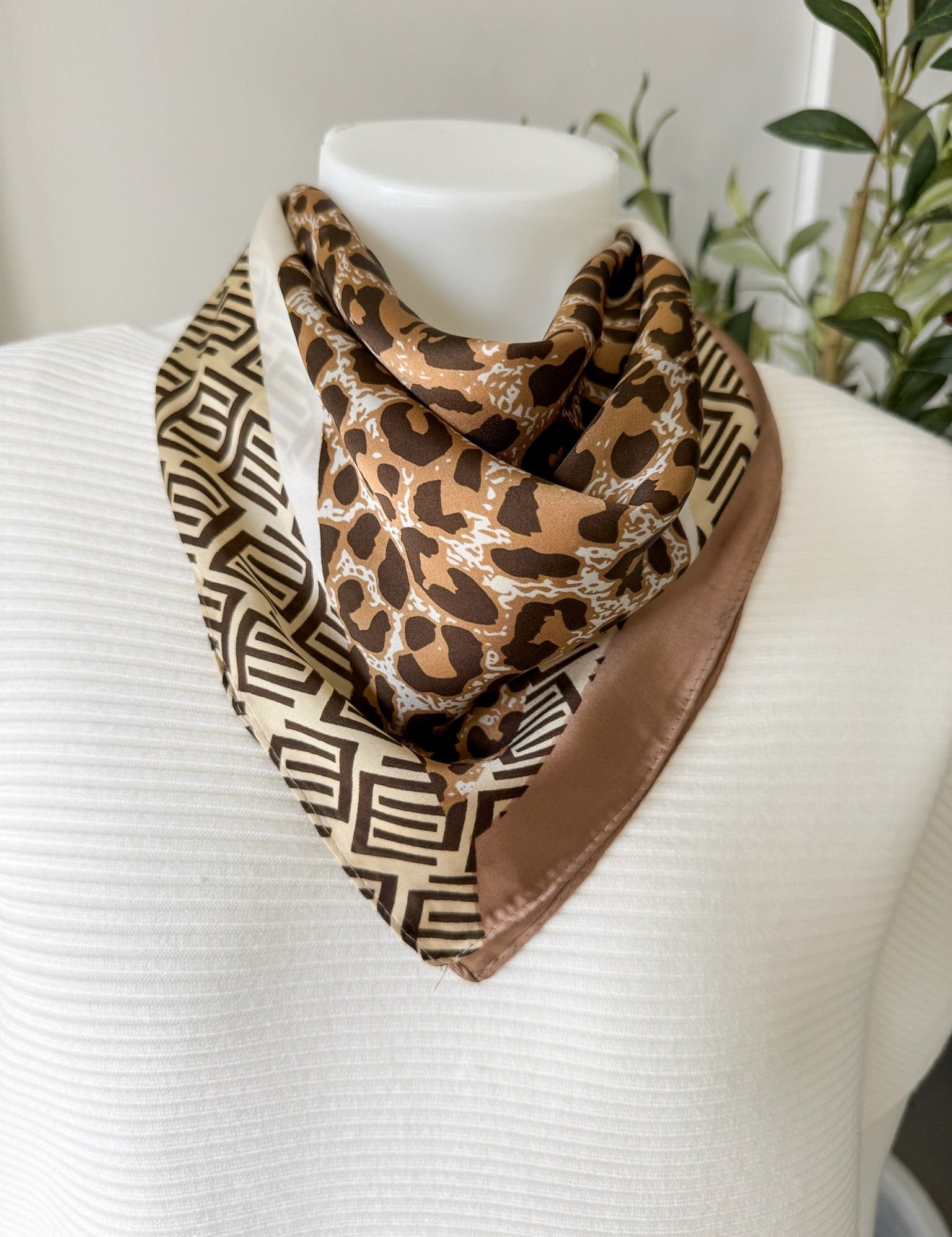 Abstract Leopard print Scarf