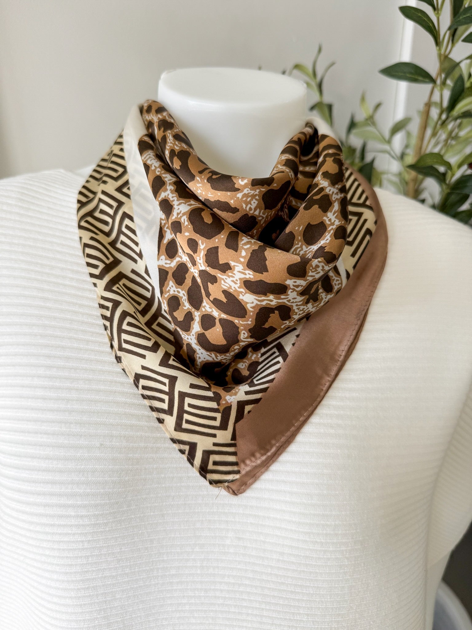 Abstract Leopard print Scarf