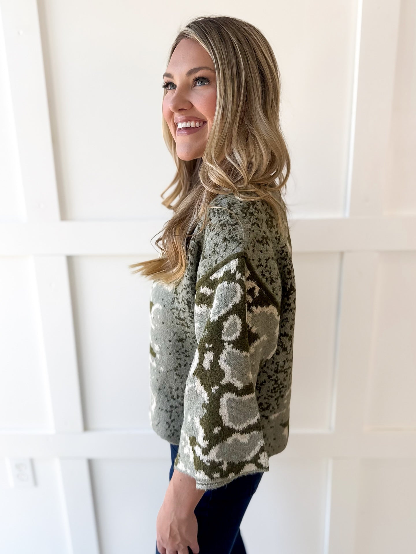 Abstract Print Knit Top- Olive
