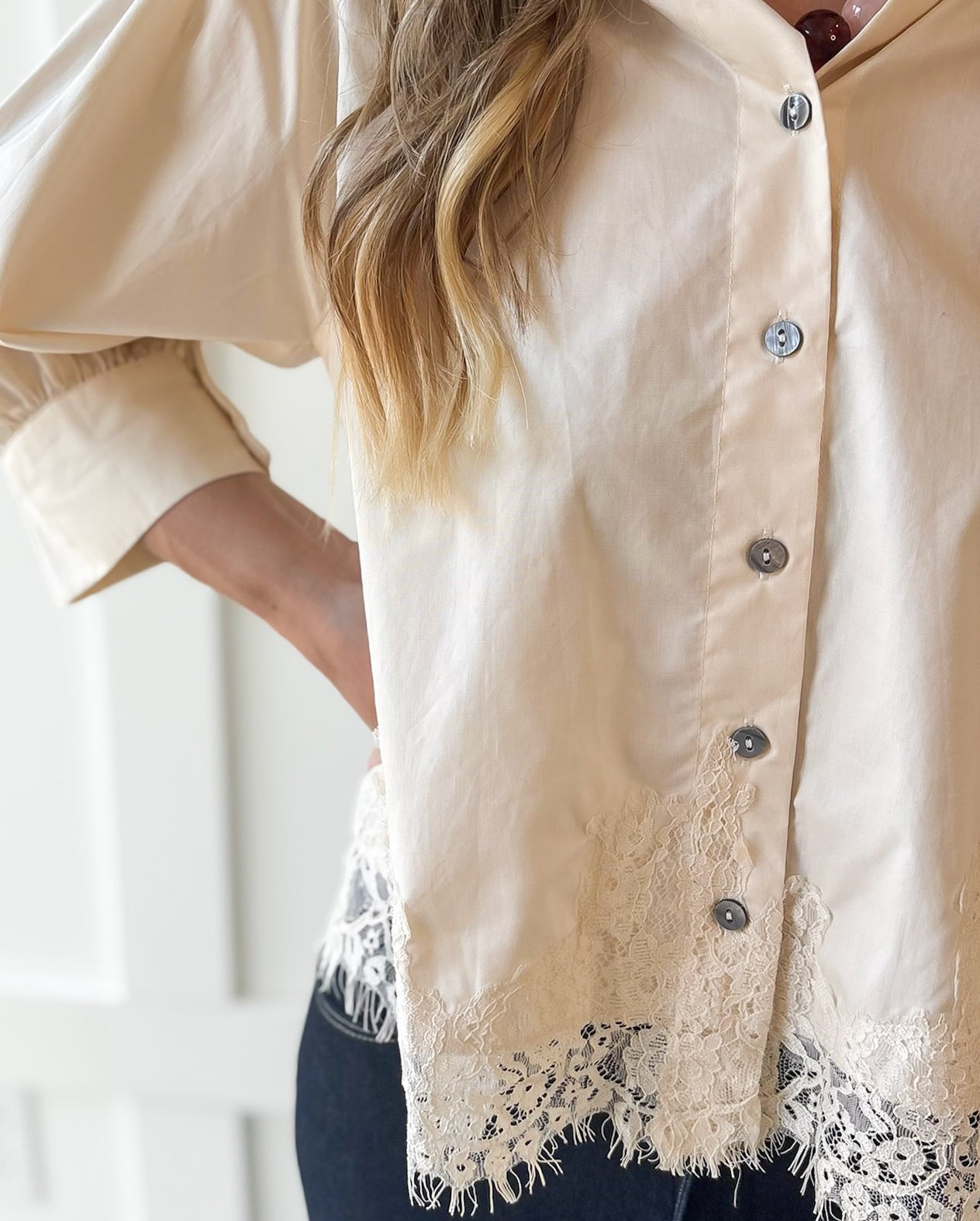 Accent Lace Collared Shirt - Ecru