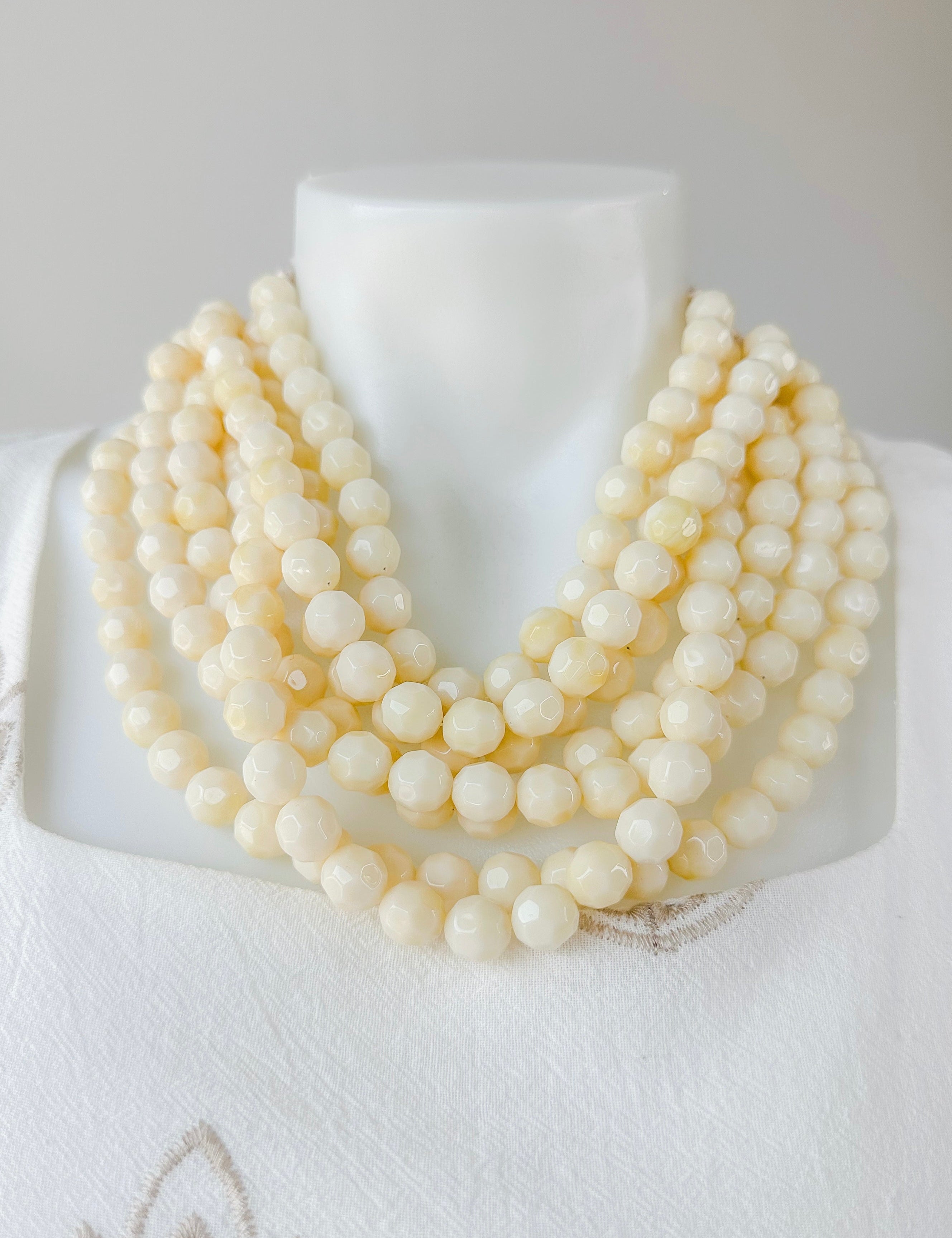 Agate Bead Necklace Ivory