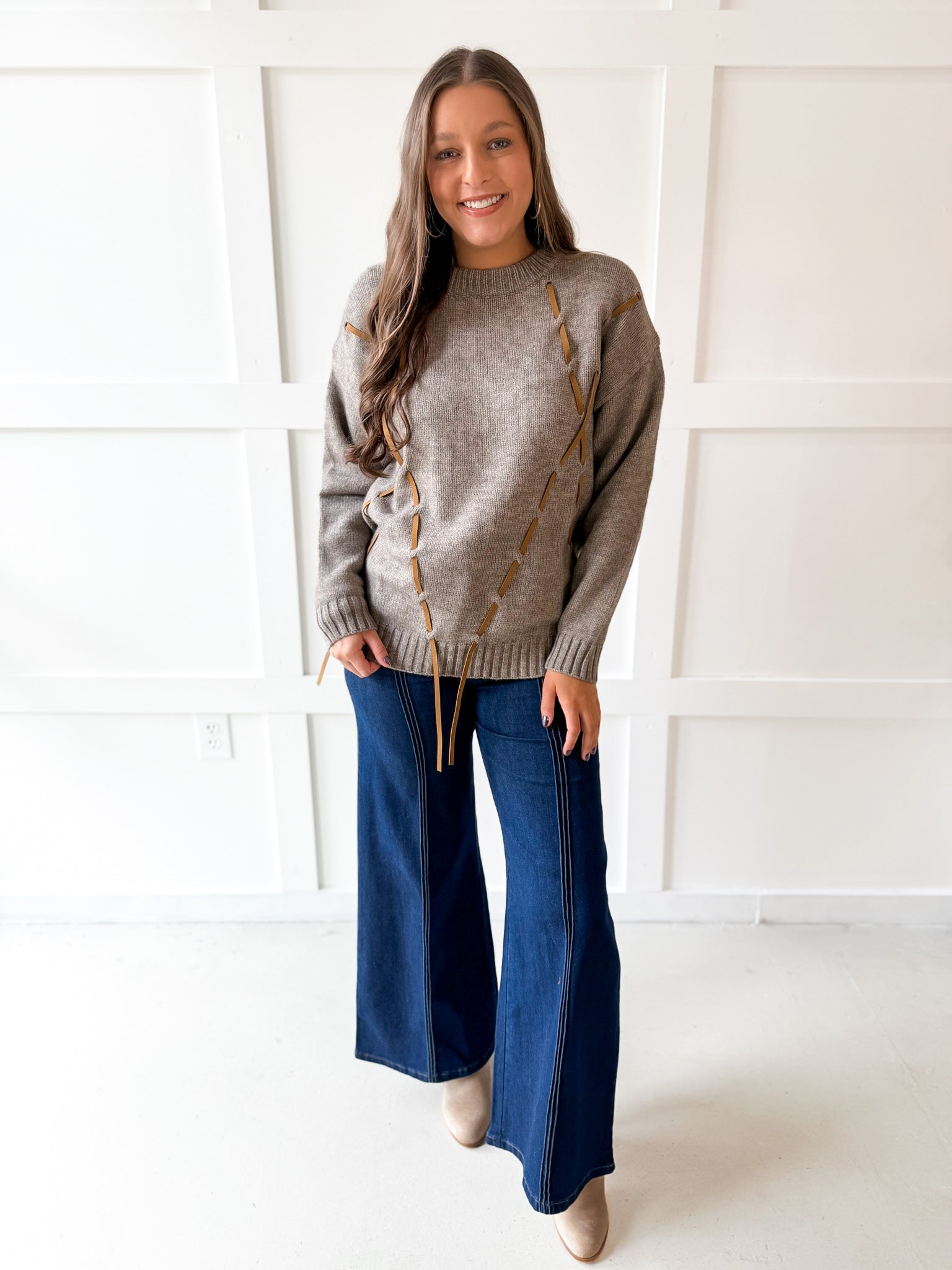 Argyle Design Knit Top- Grey Brown