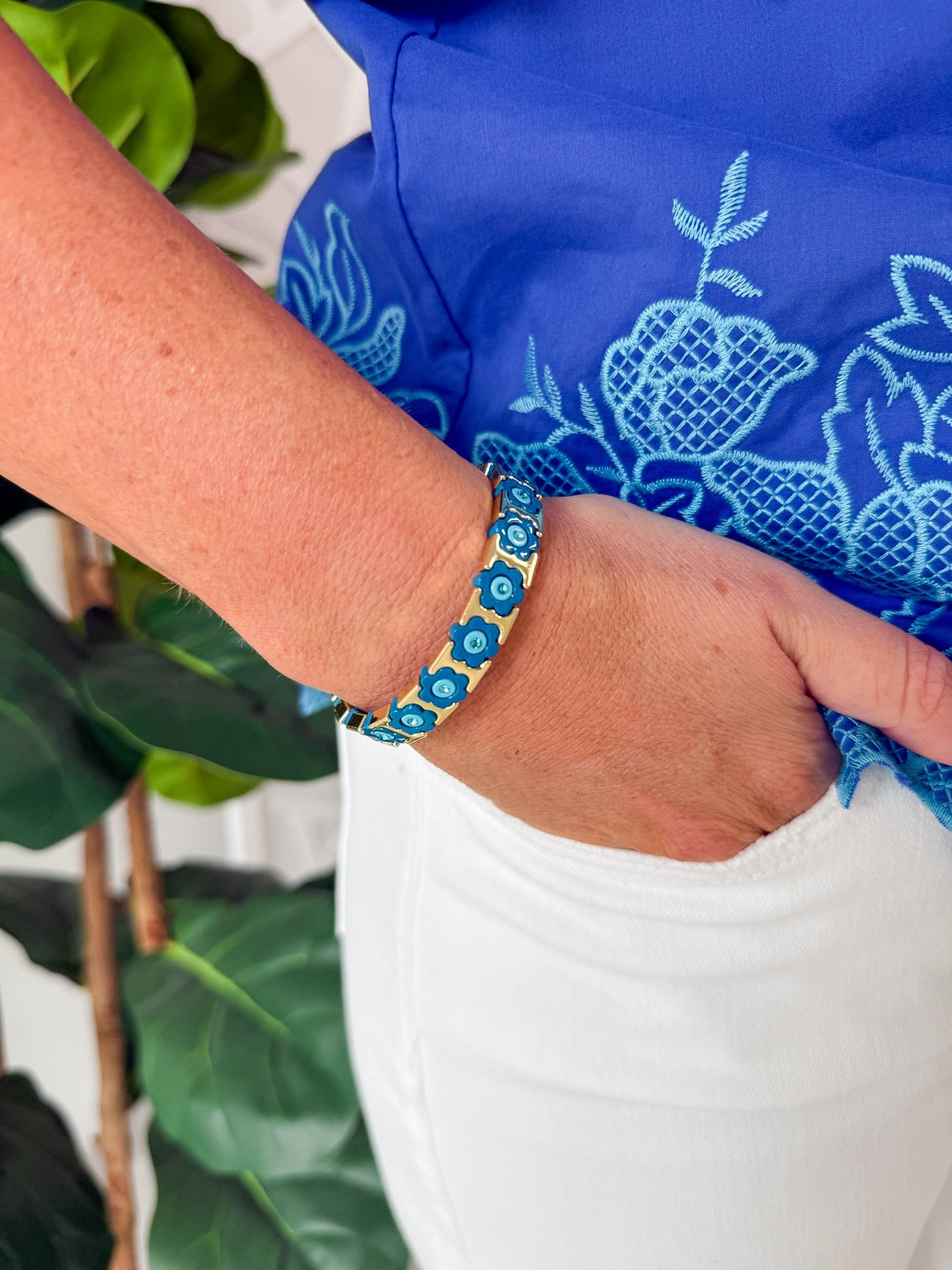 Blue Flower Stretch Bracelet