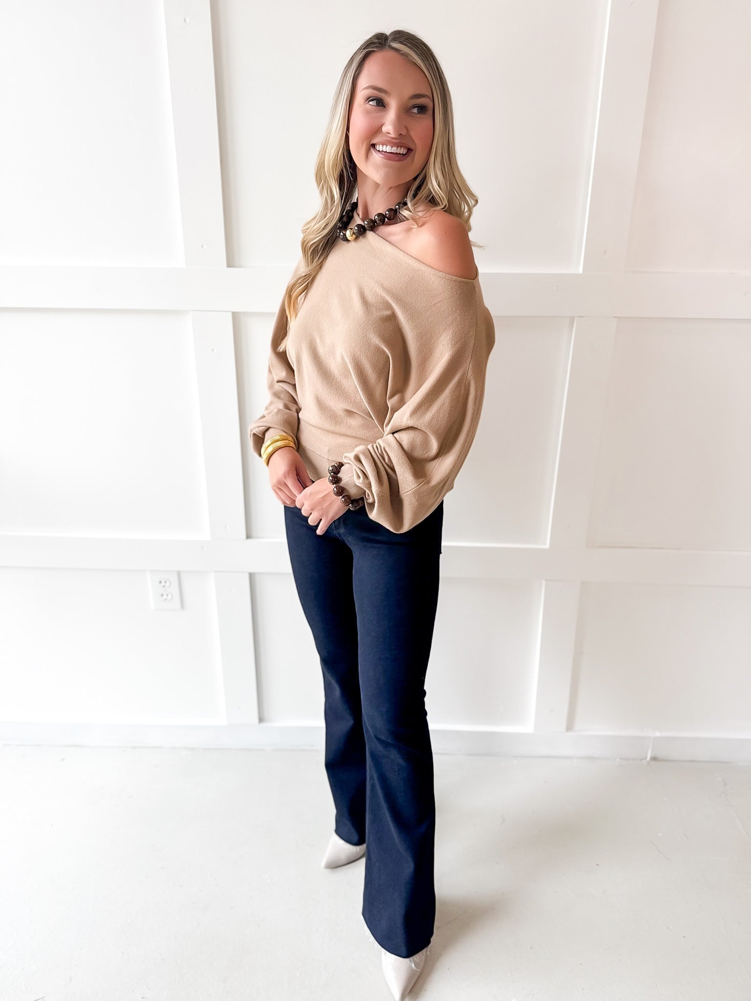 Boat Neck Classic Sweater - Oatmeal