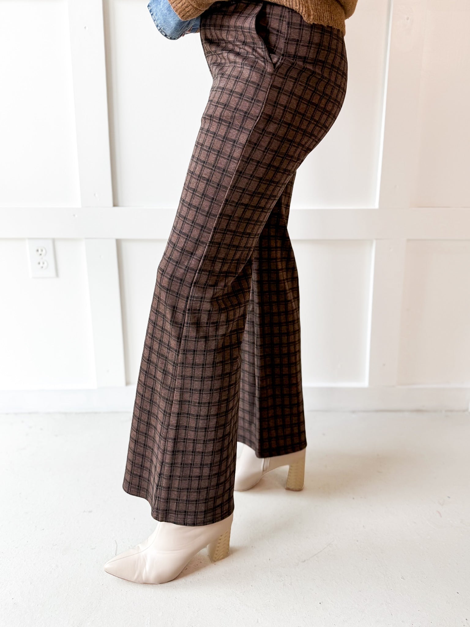 Check Print Straight Leg Pants- Brown
