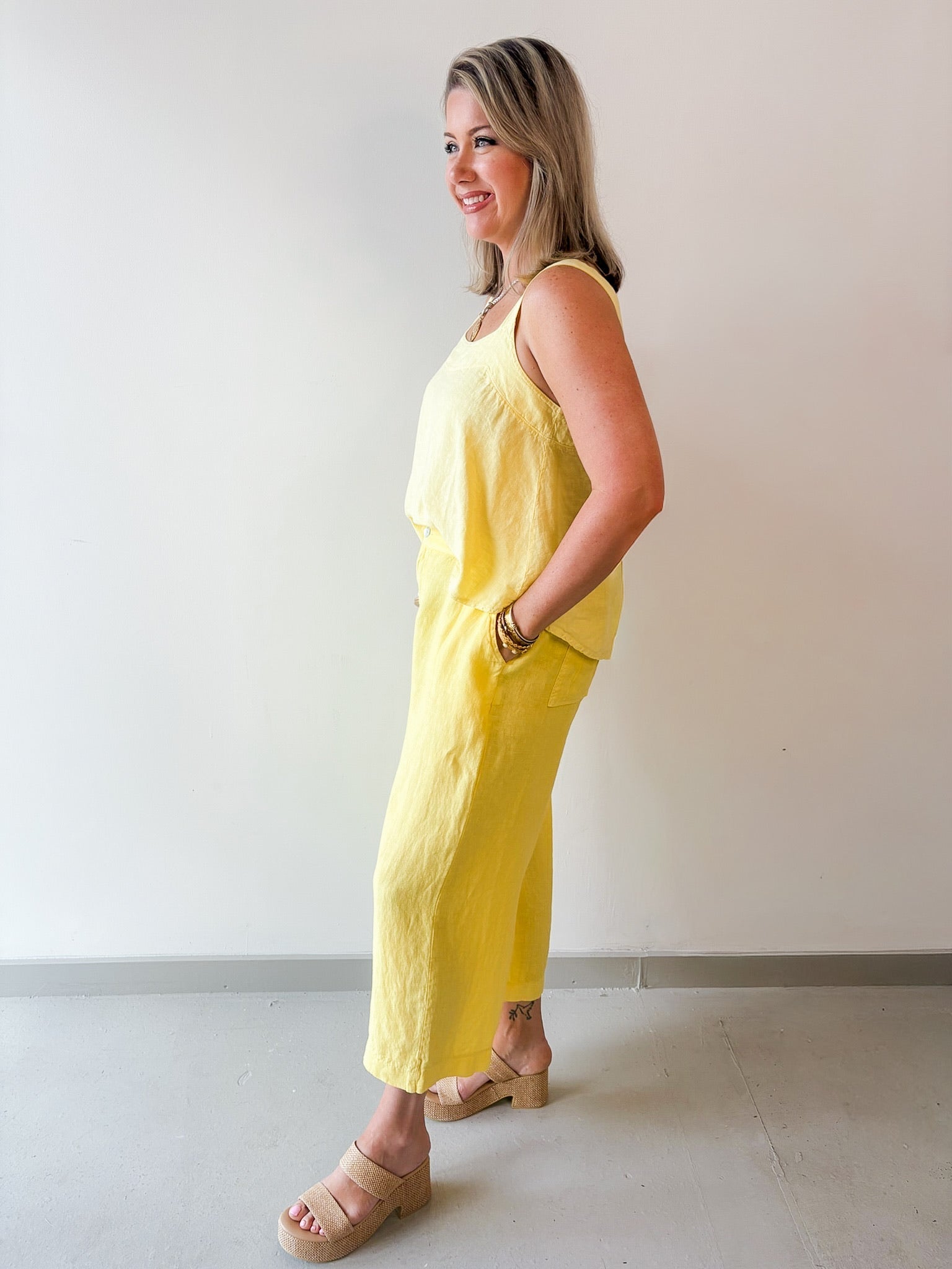 Classic Linen Pants - Yellow
