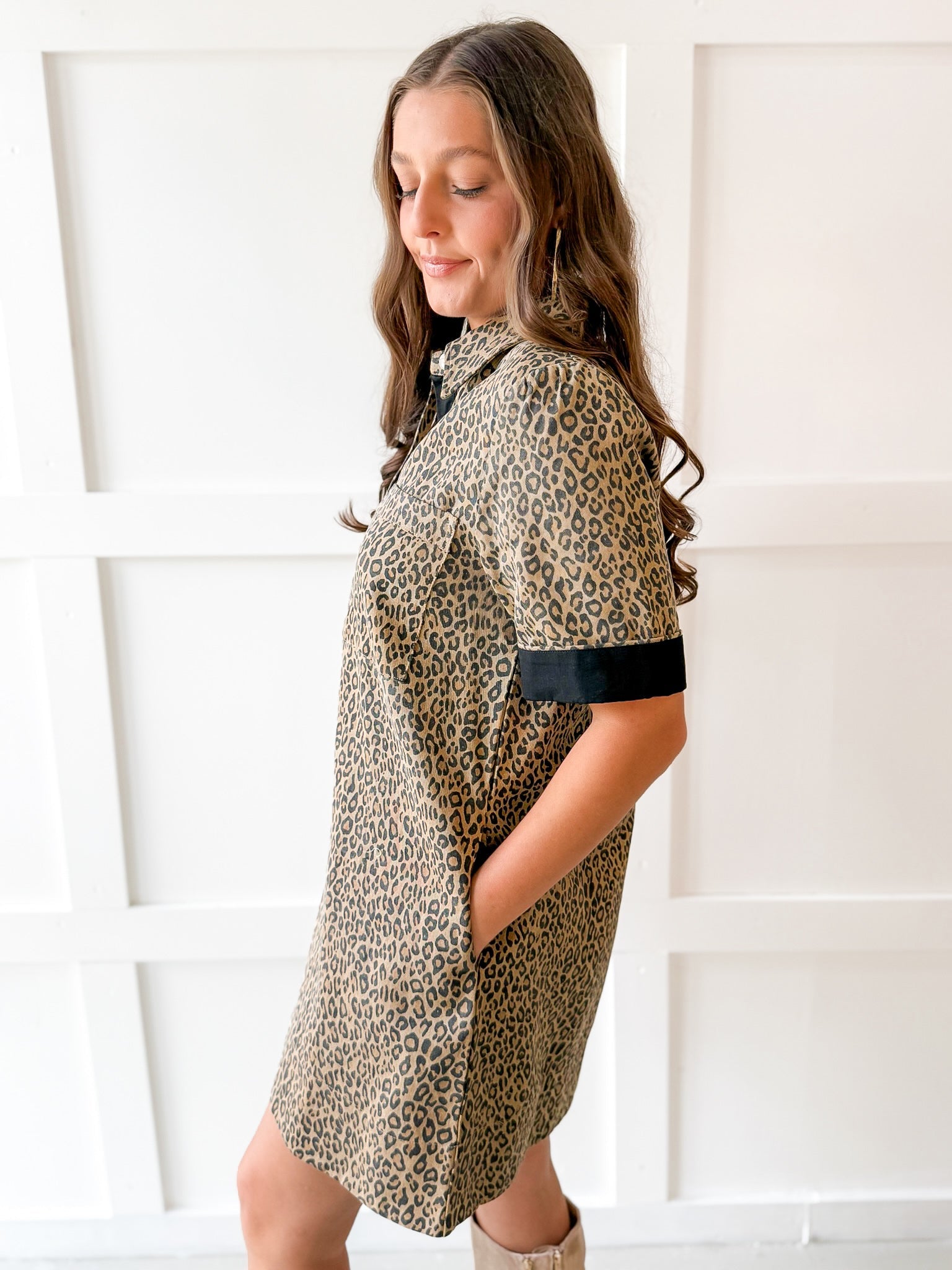 Color Contrast Accent Leopard Dress- Taupe