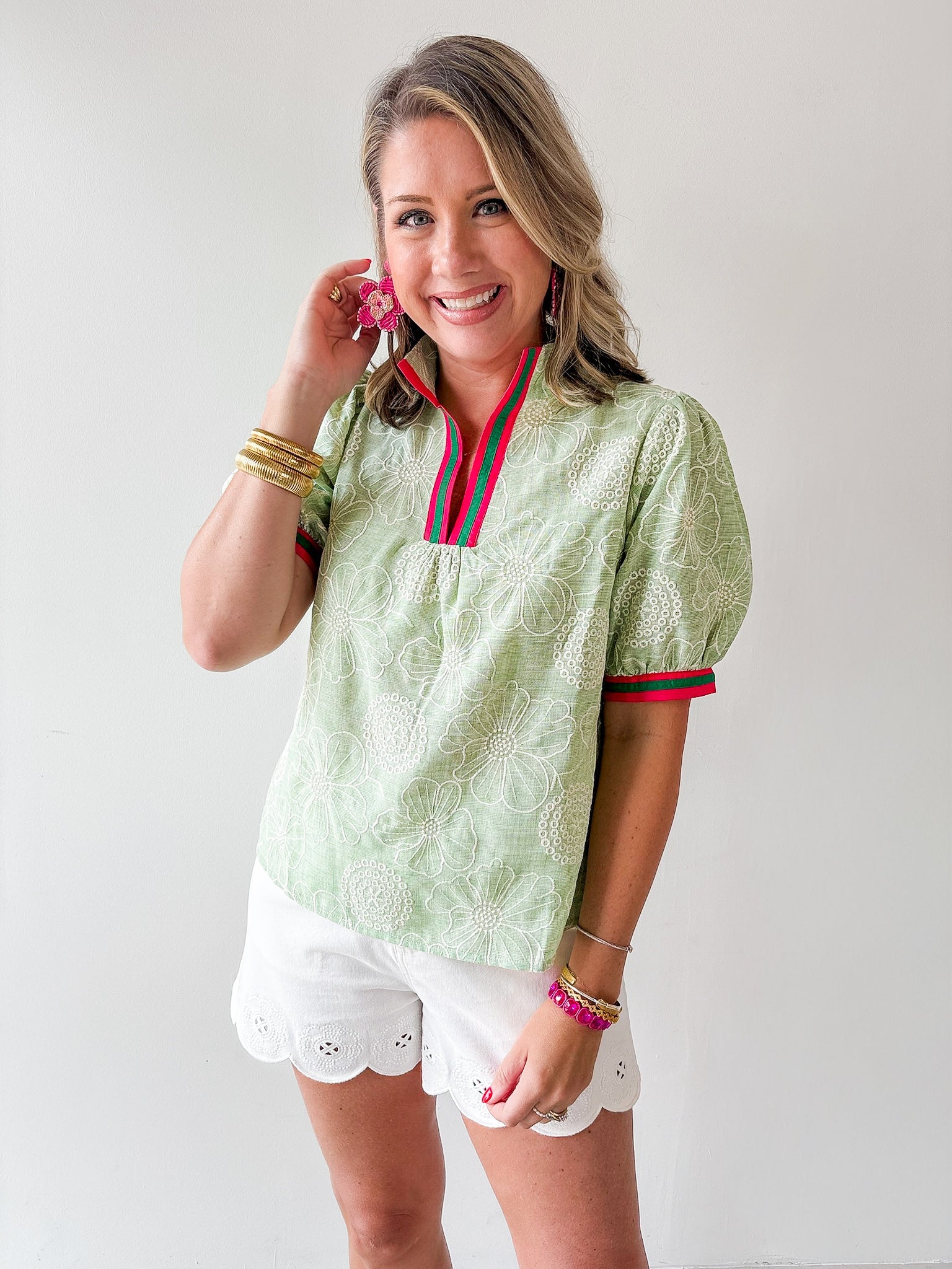 Color Contrast Banded Floral Top