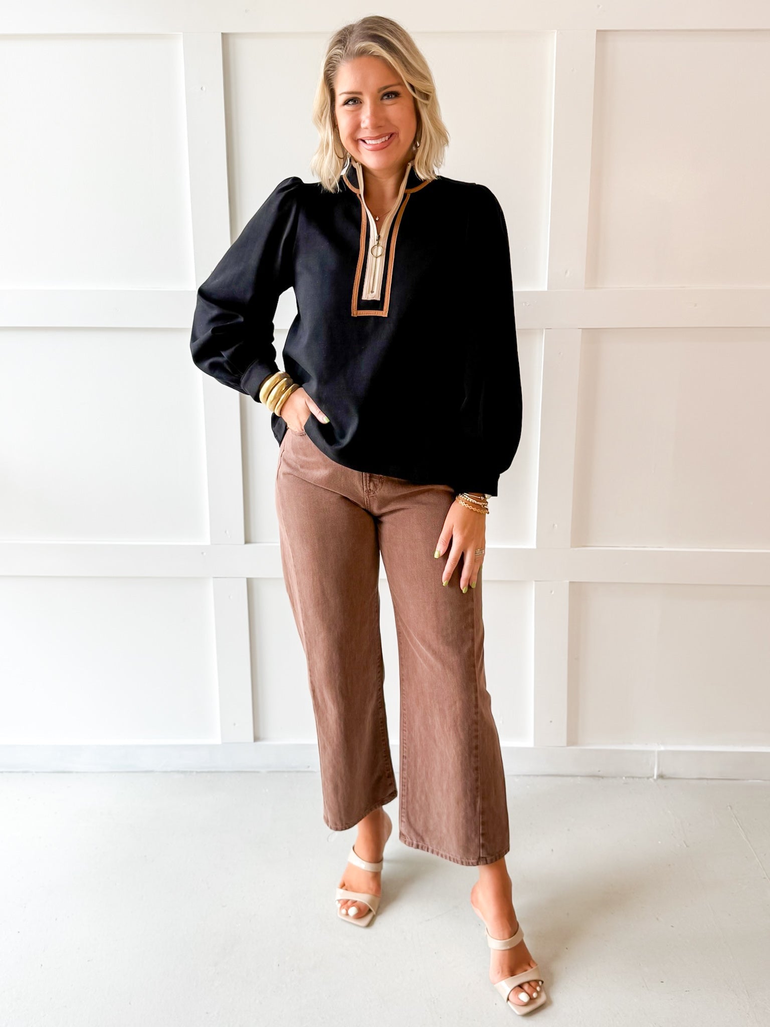 Color Contrast Zip Up Top - Black