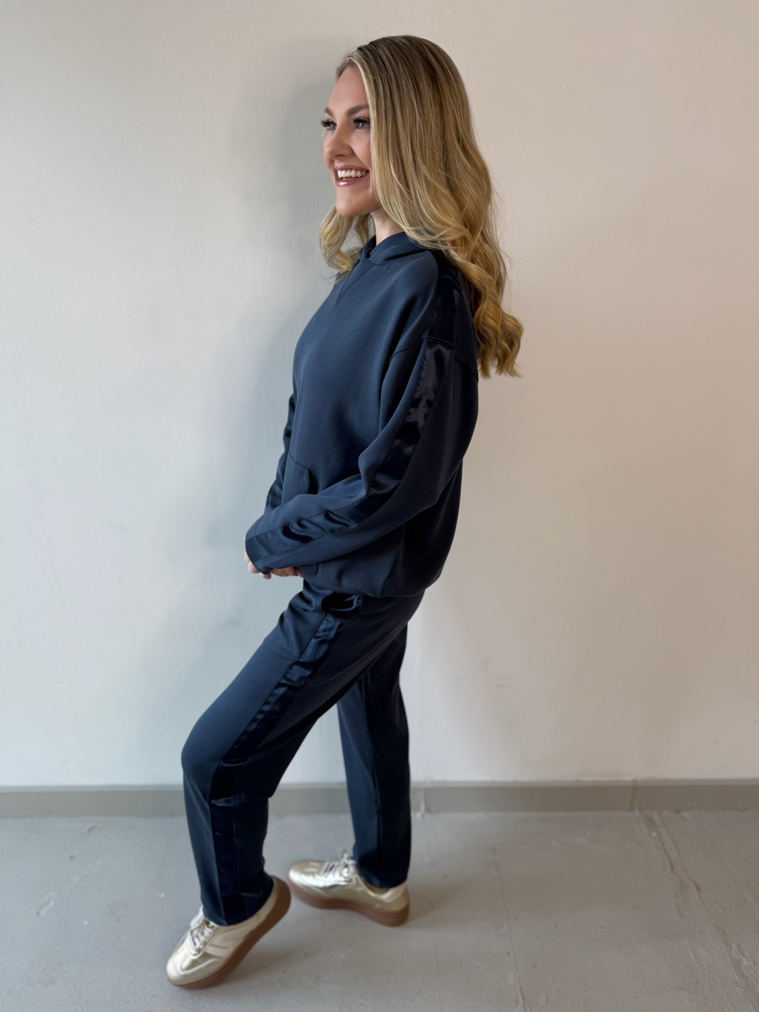 Contrast Satin Top & Pant Set - Navy