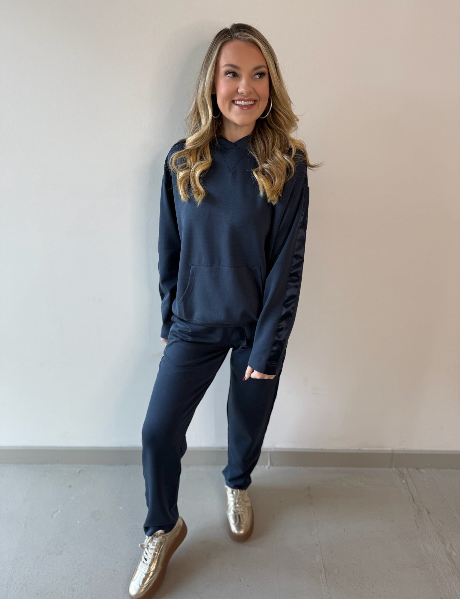 Contrast Satin Top & Pant Set - Navy