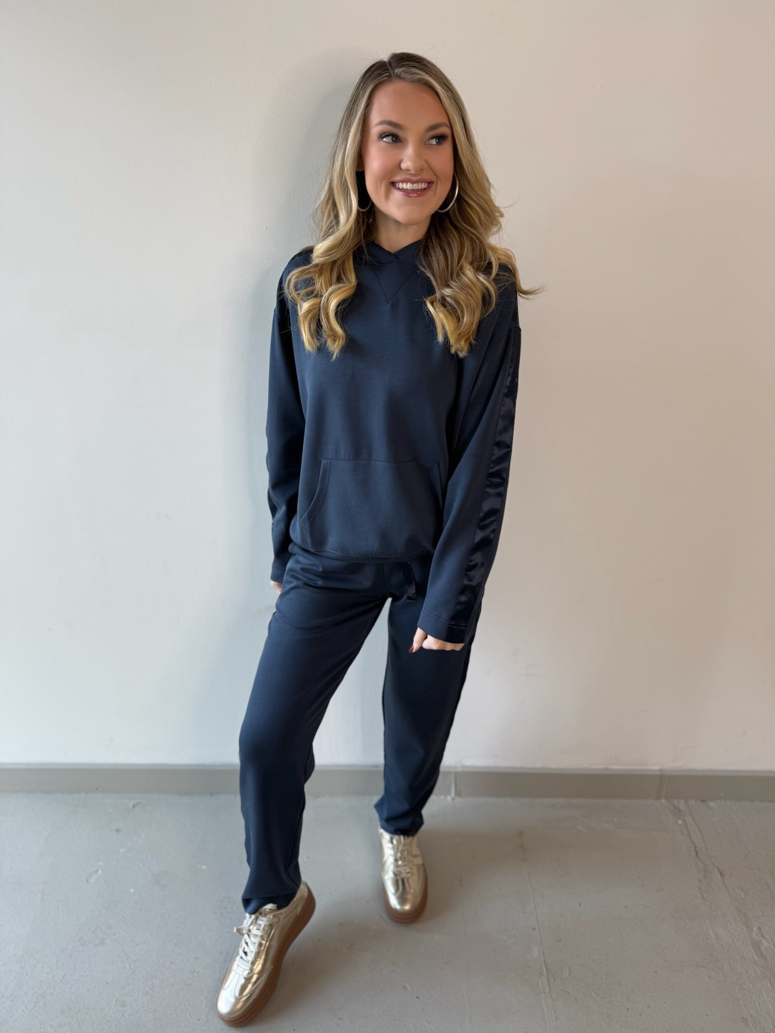 Contrast Satin Top & Pant Set - Navy