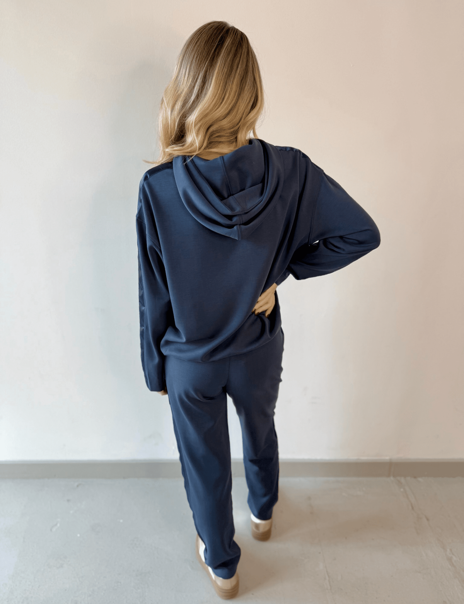 Contrast Satin Top & Pant Set - Navy