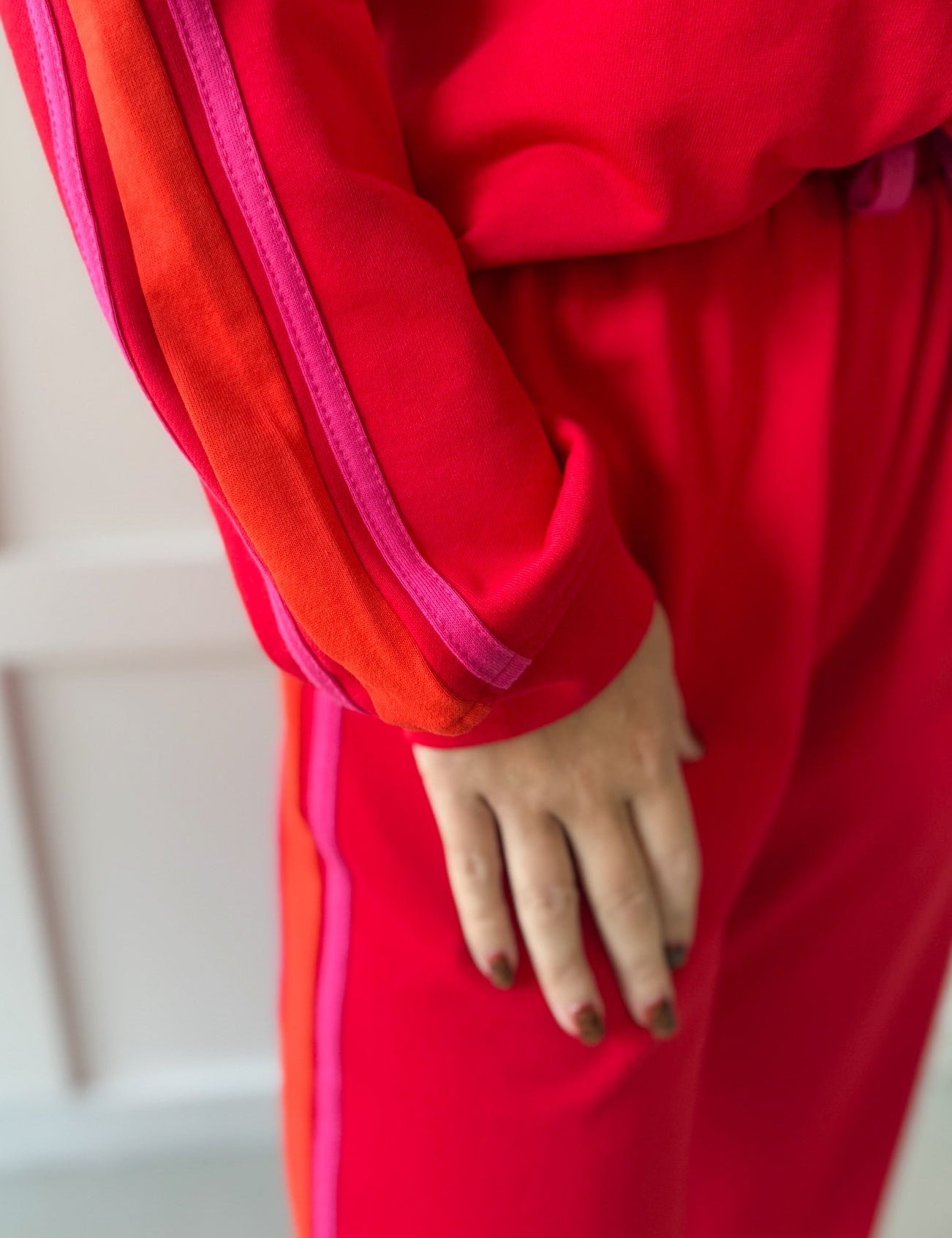 Contrast Trim Crew top & Pant Set - Red