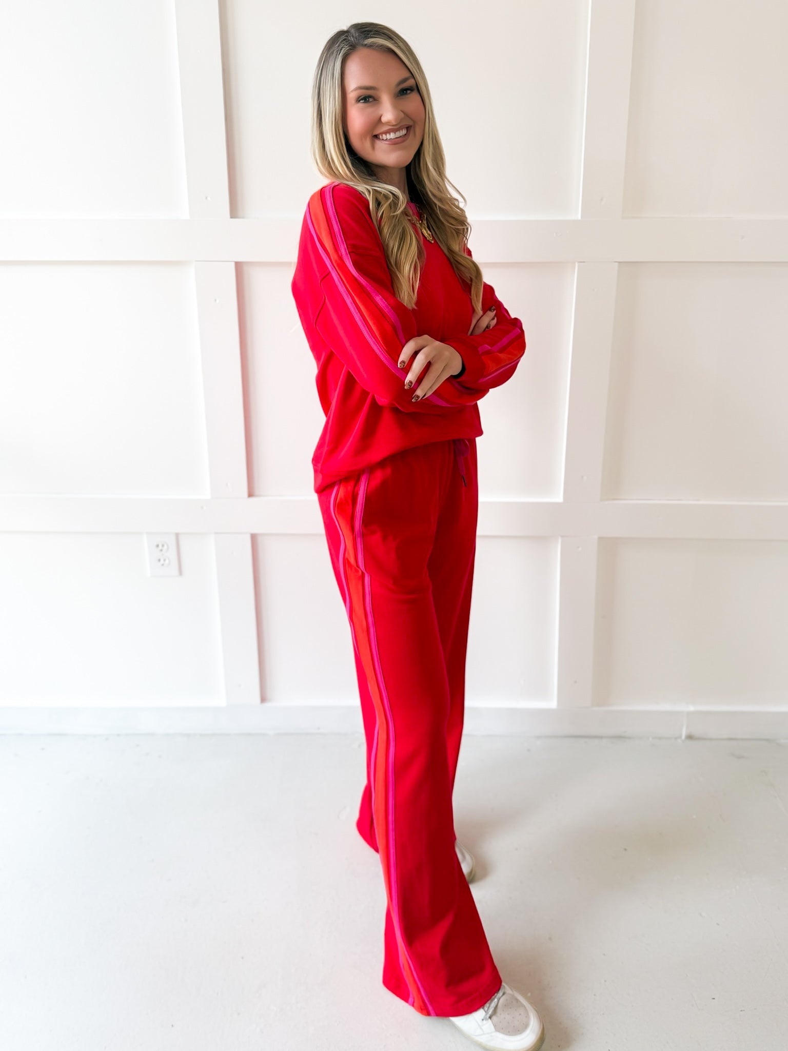 Contrast Trim Crew top & Pant Set - Red