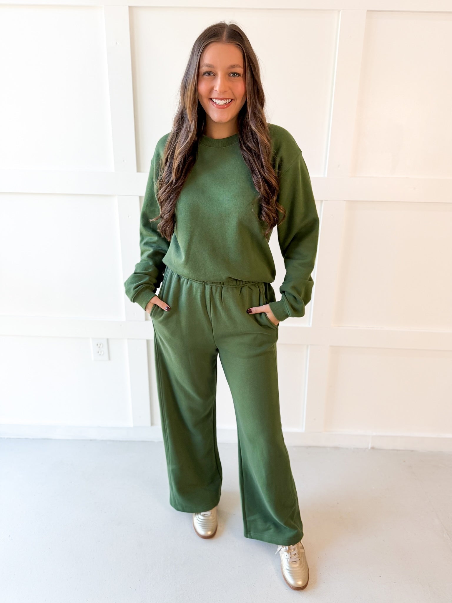Crew & Straight Pant Set - Green