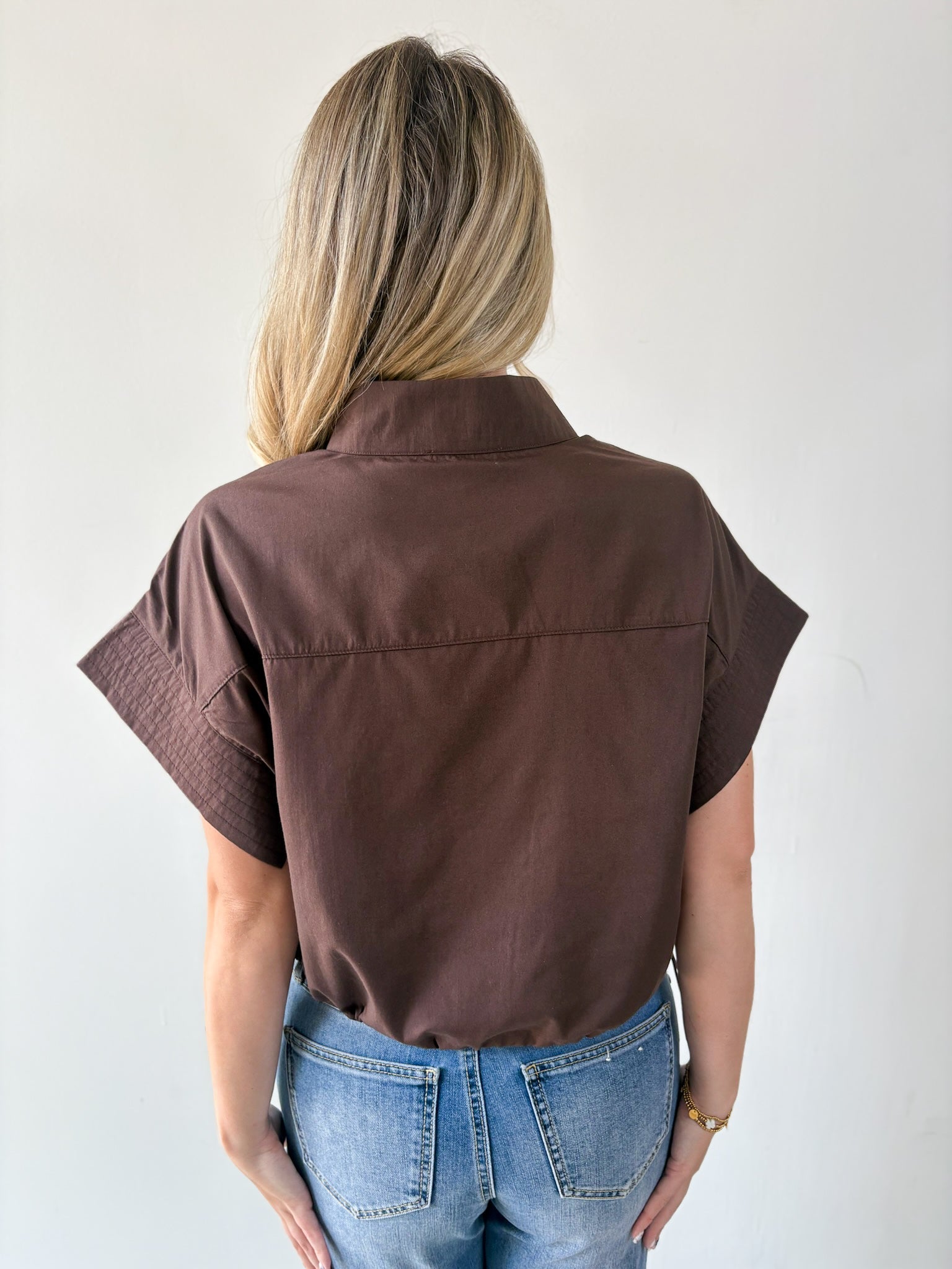Cropped Elastic Bubble Hem Top - Brown