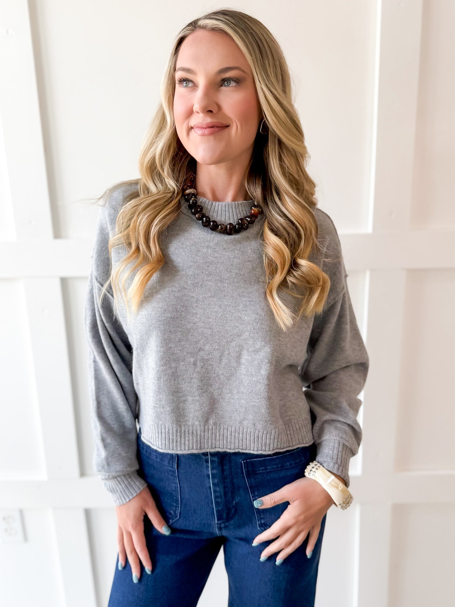Cropped Knit Crew Sweater - Grey