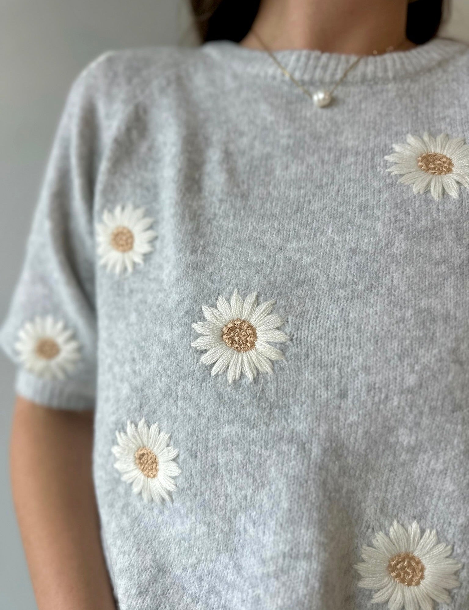 Daisy Round Neck Floral Sweater