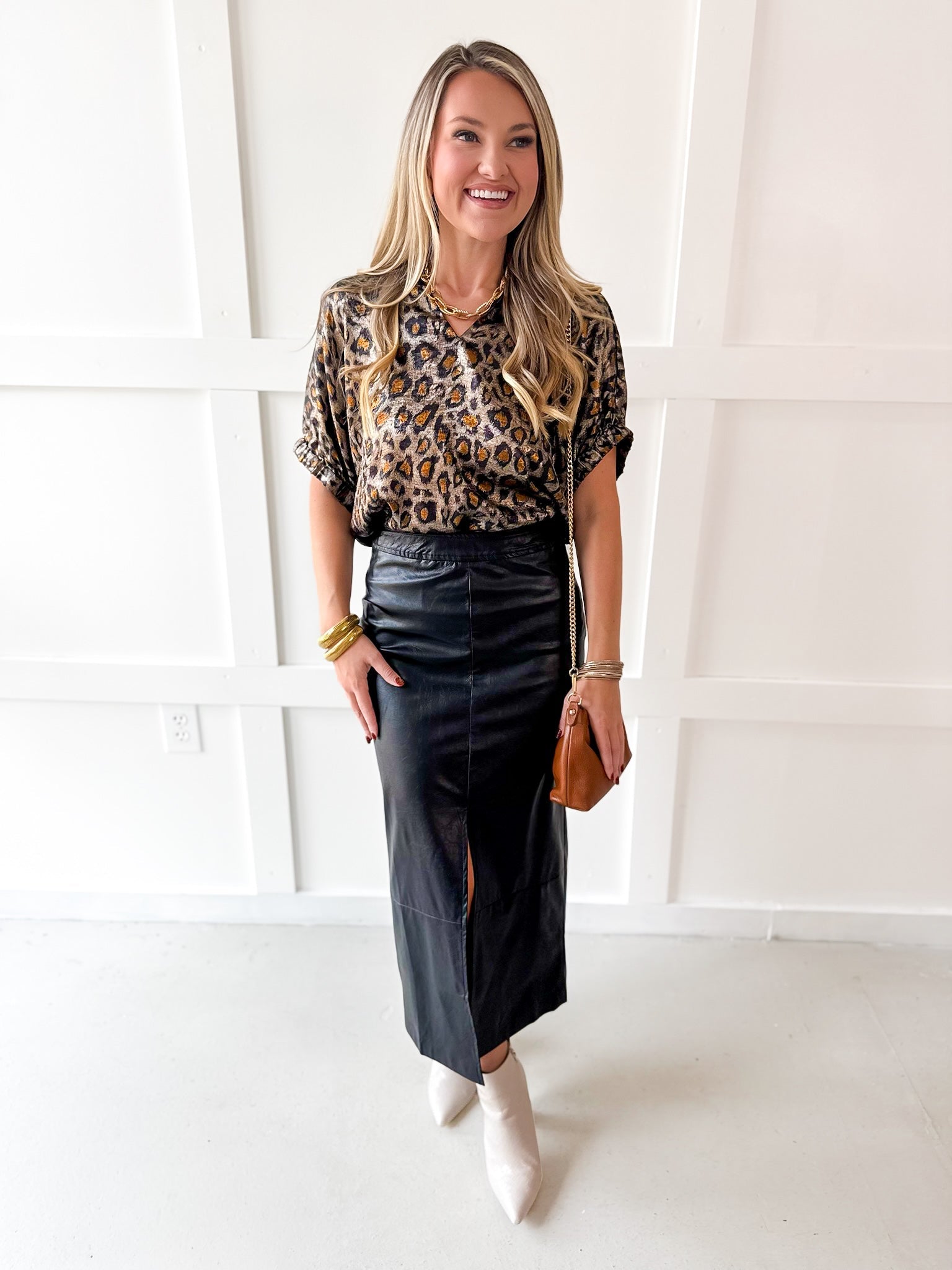 Drop Shoulder Metaillic Leopard Top- Black