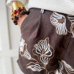 Embroidery High Wasit Shorts - Brown