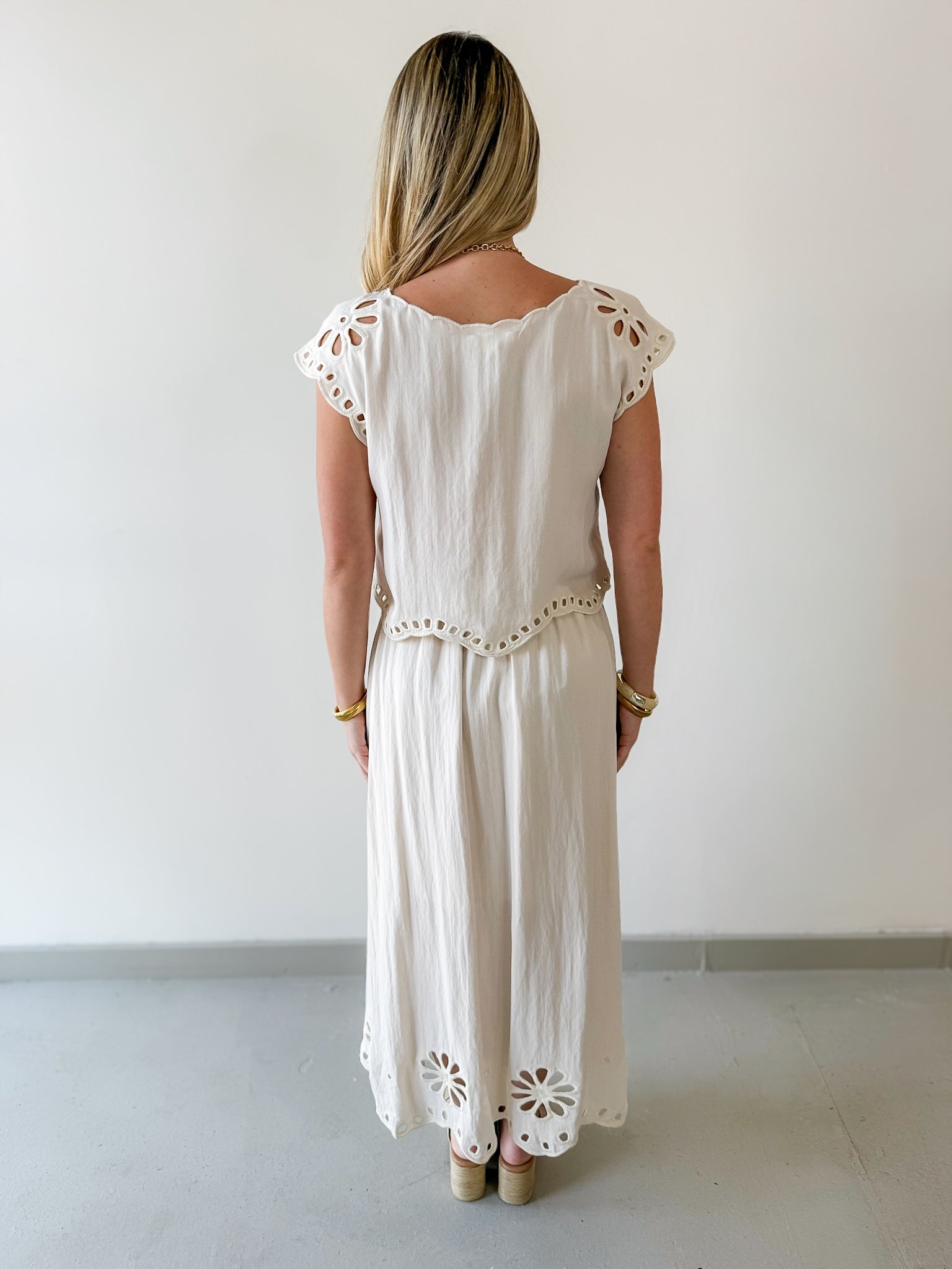 Floral Eyelet Hem Top & Midi Skirt Set - Natural