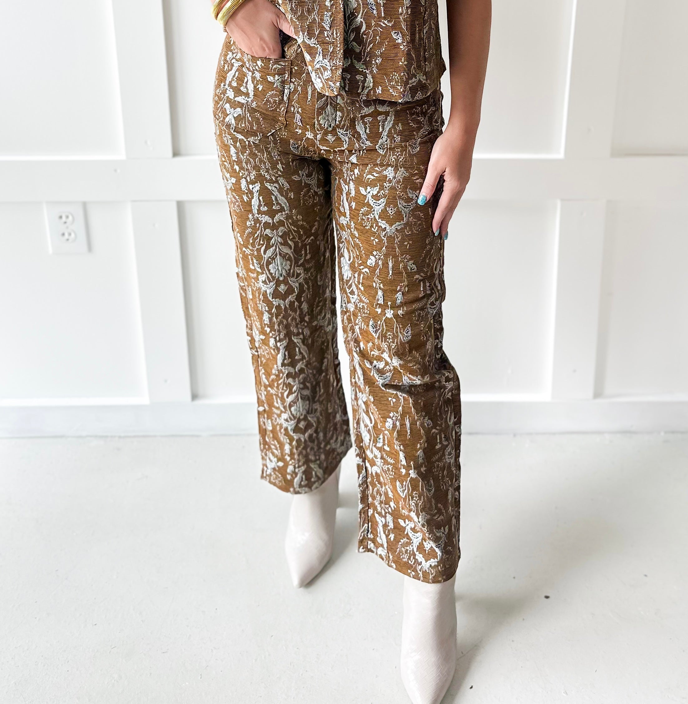 Floral Jacquard Print Pants - Brown