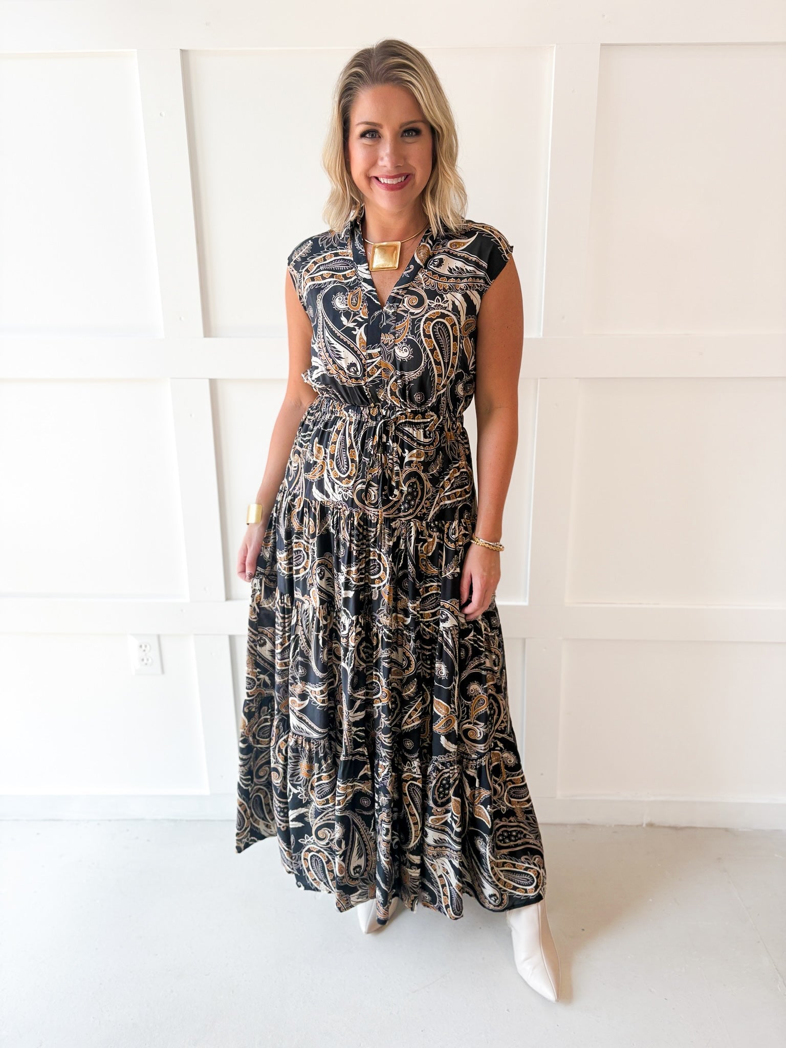 Floral Print Collared Maxi Dress