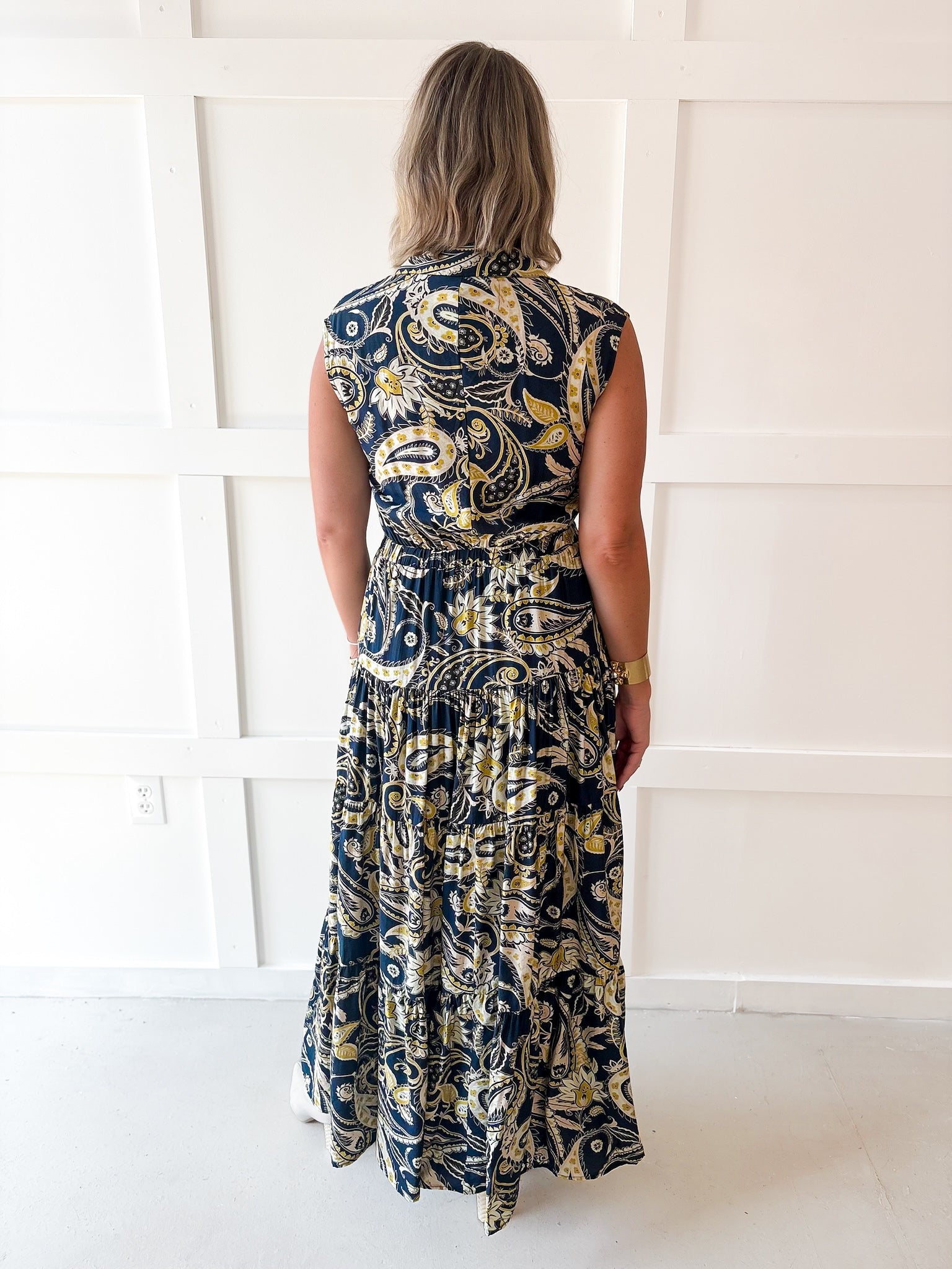 Floral Print Collared Maxi Dress