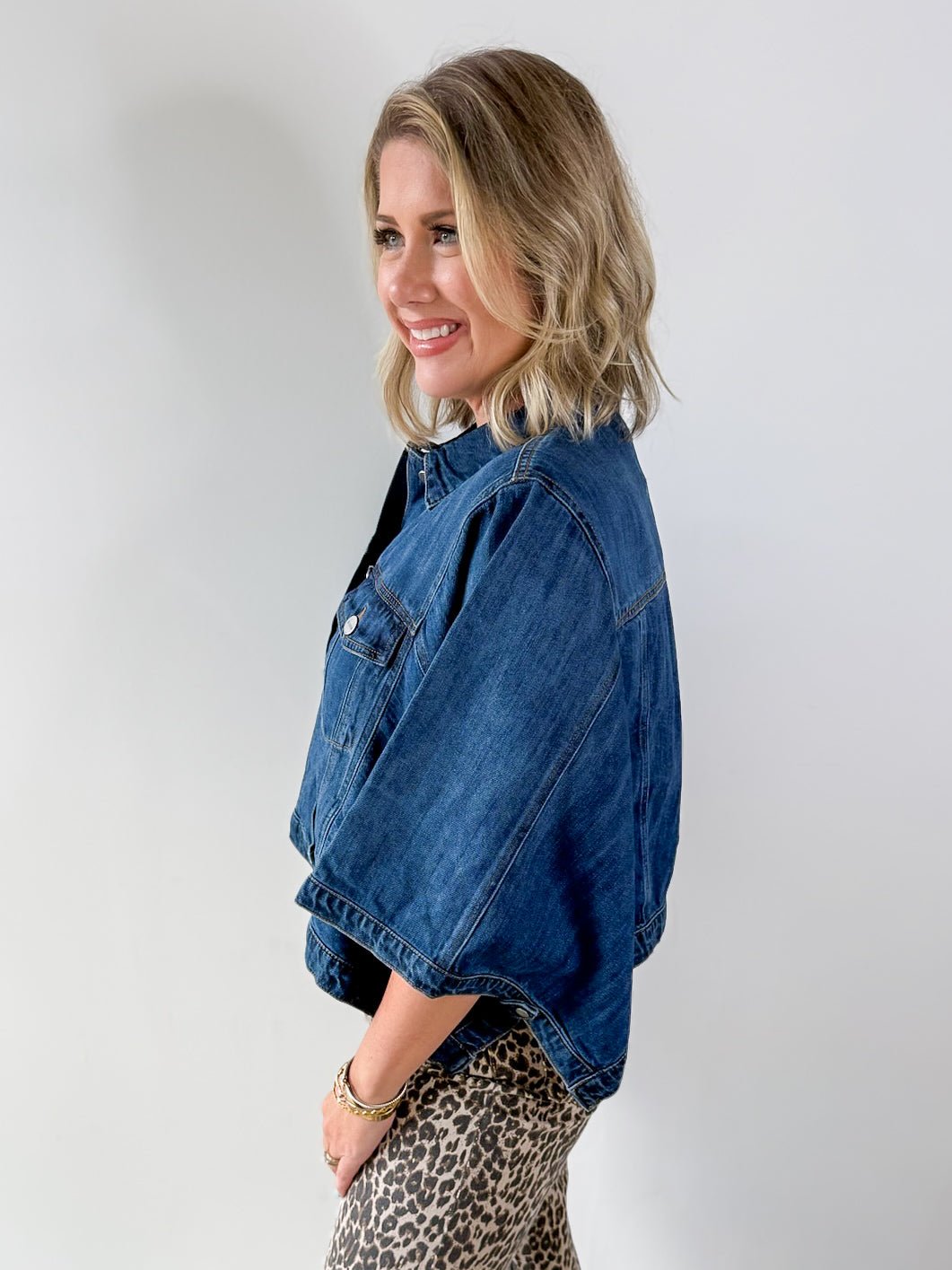 Flowy Sqaure Cape Jacket - Dark