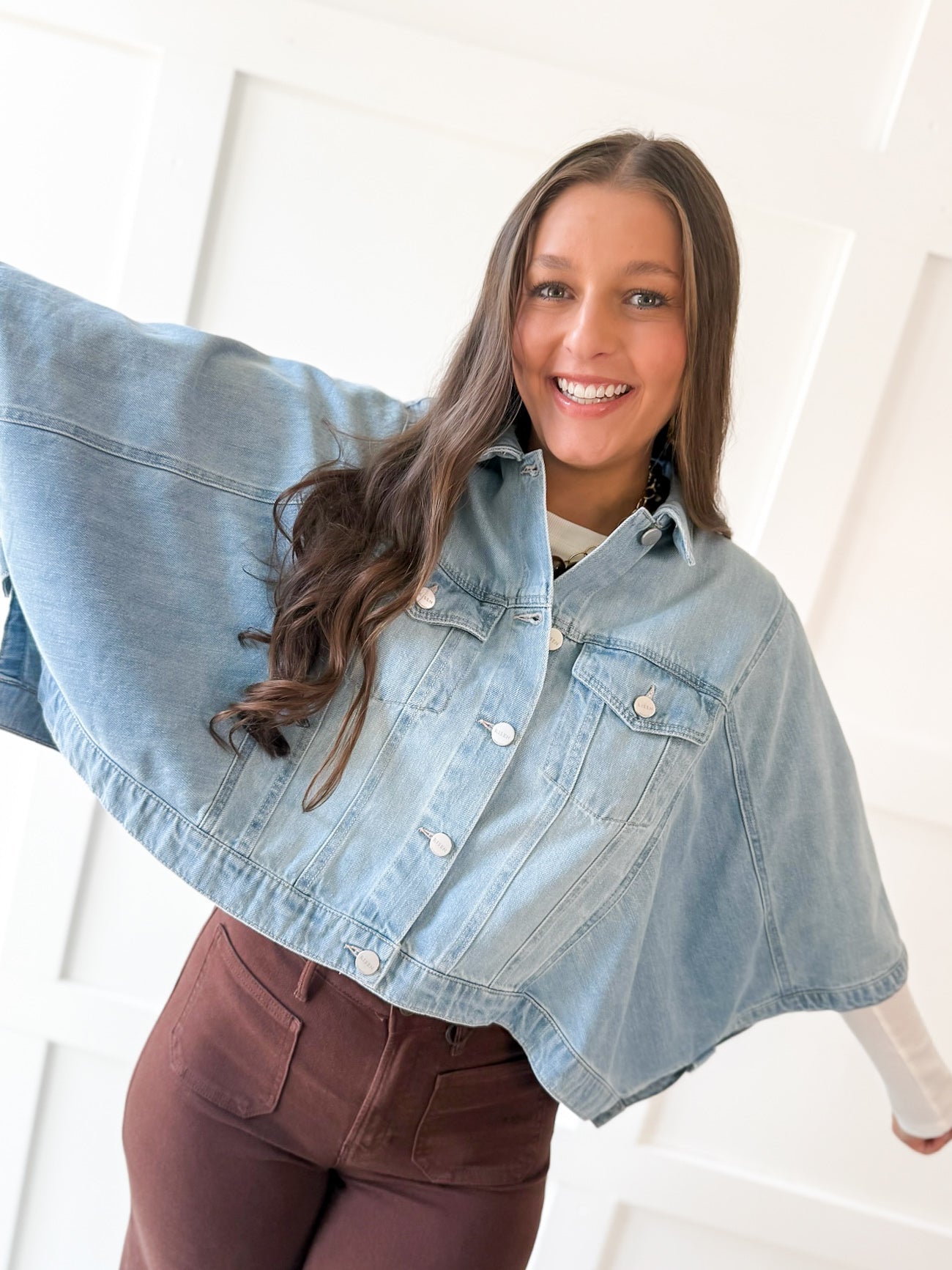 Flowy Square Cape Jacket - Light