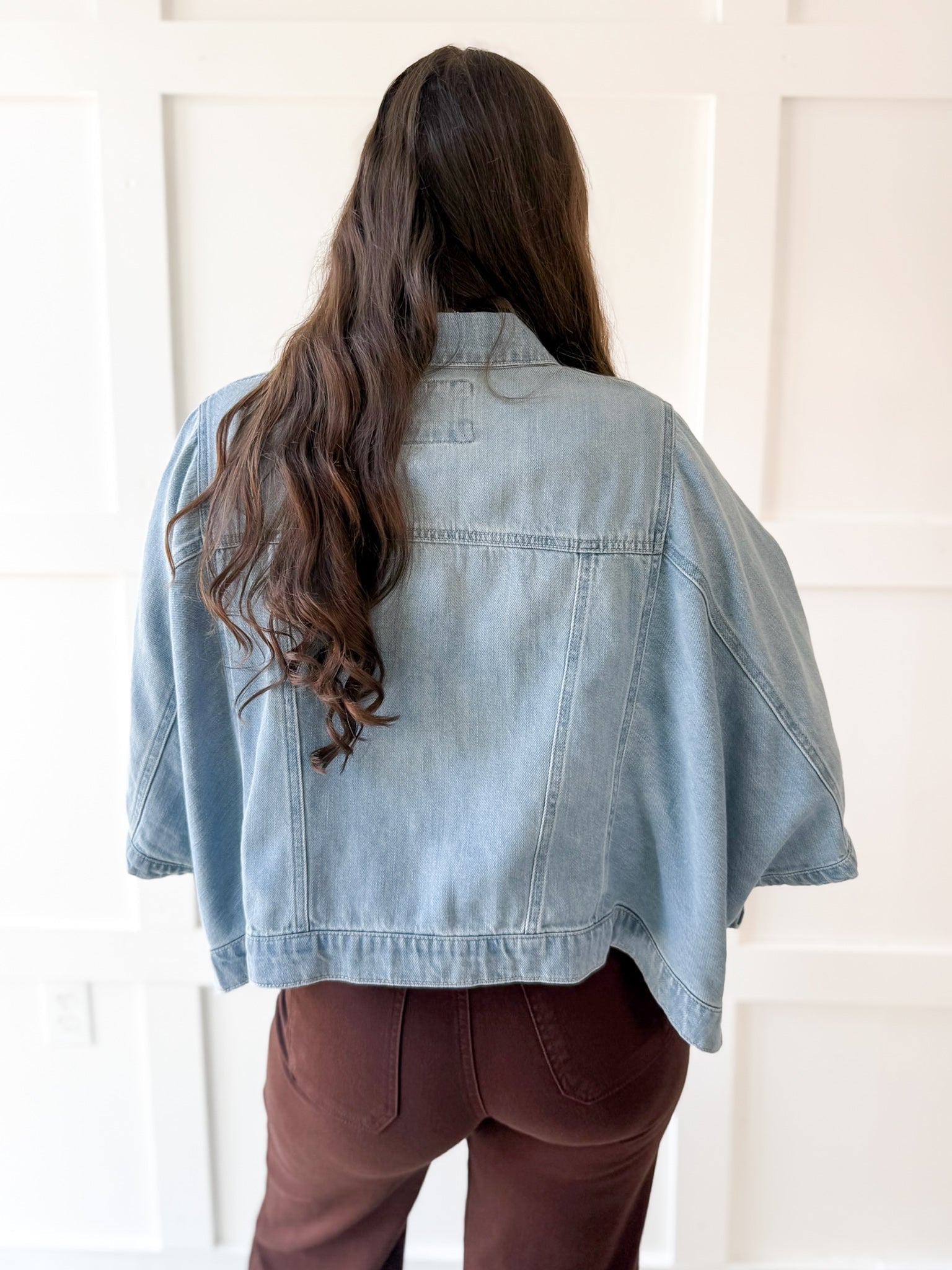 Flowy Square Cape Jacket - Light