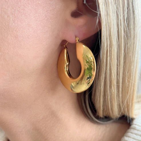 Gold Disc Hoop