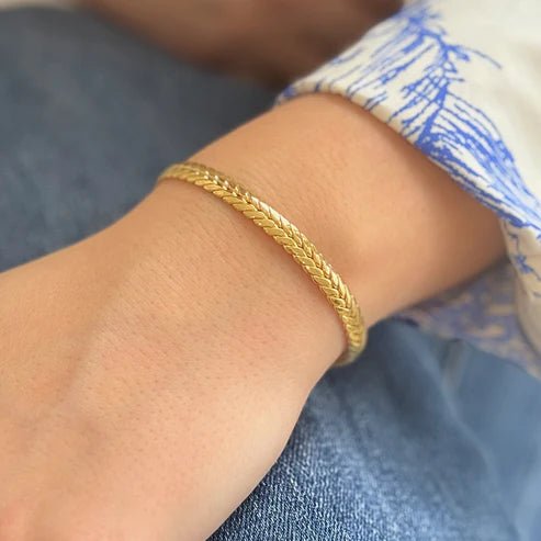 Gold Thin Wheat Cuff