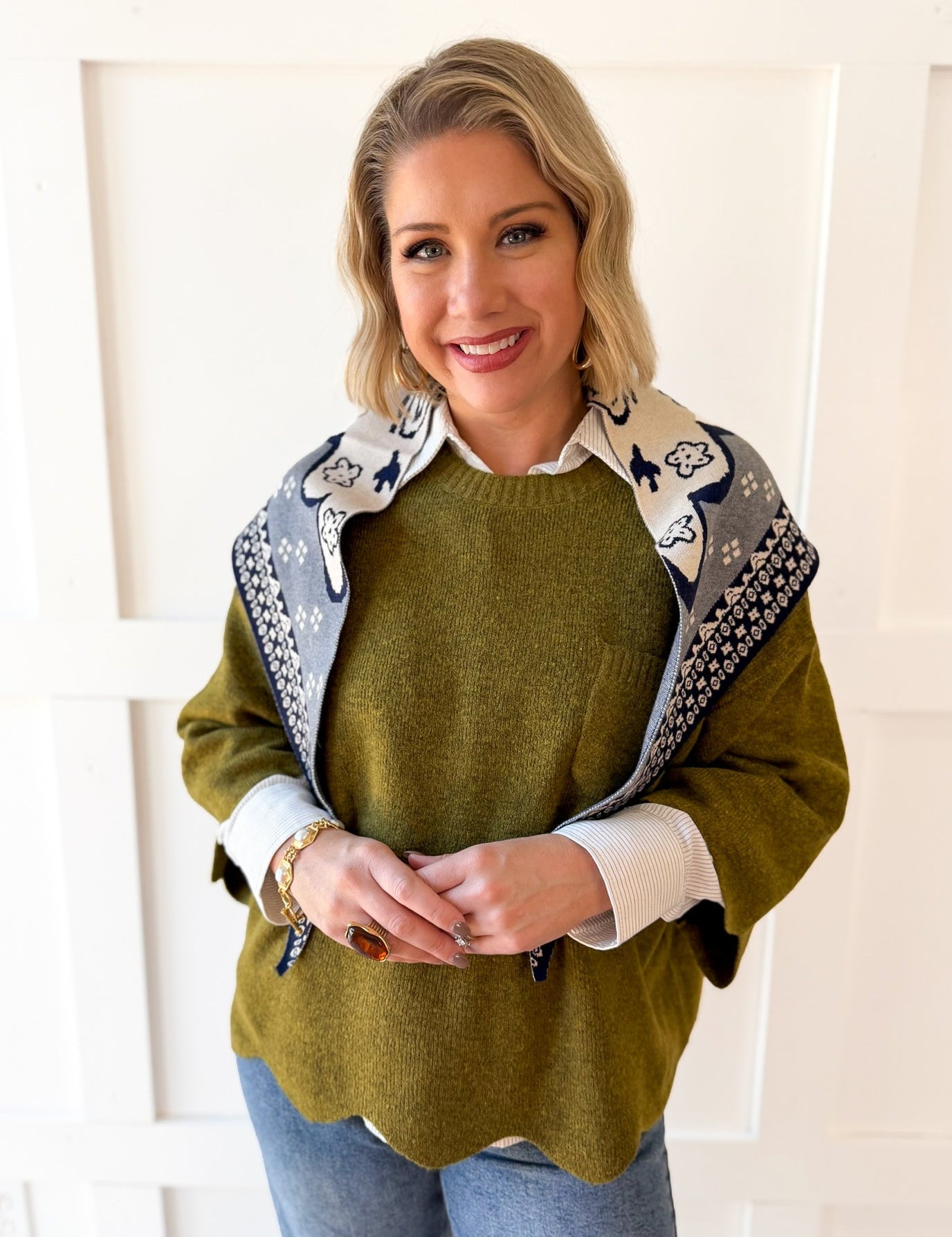 Hankerchief Motif Triangle Scarf