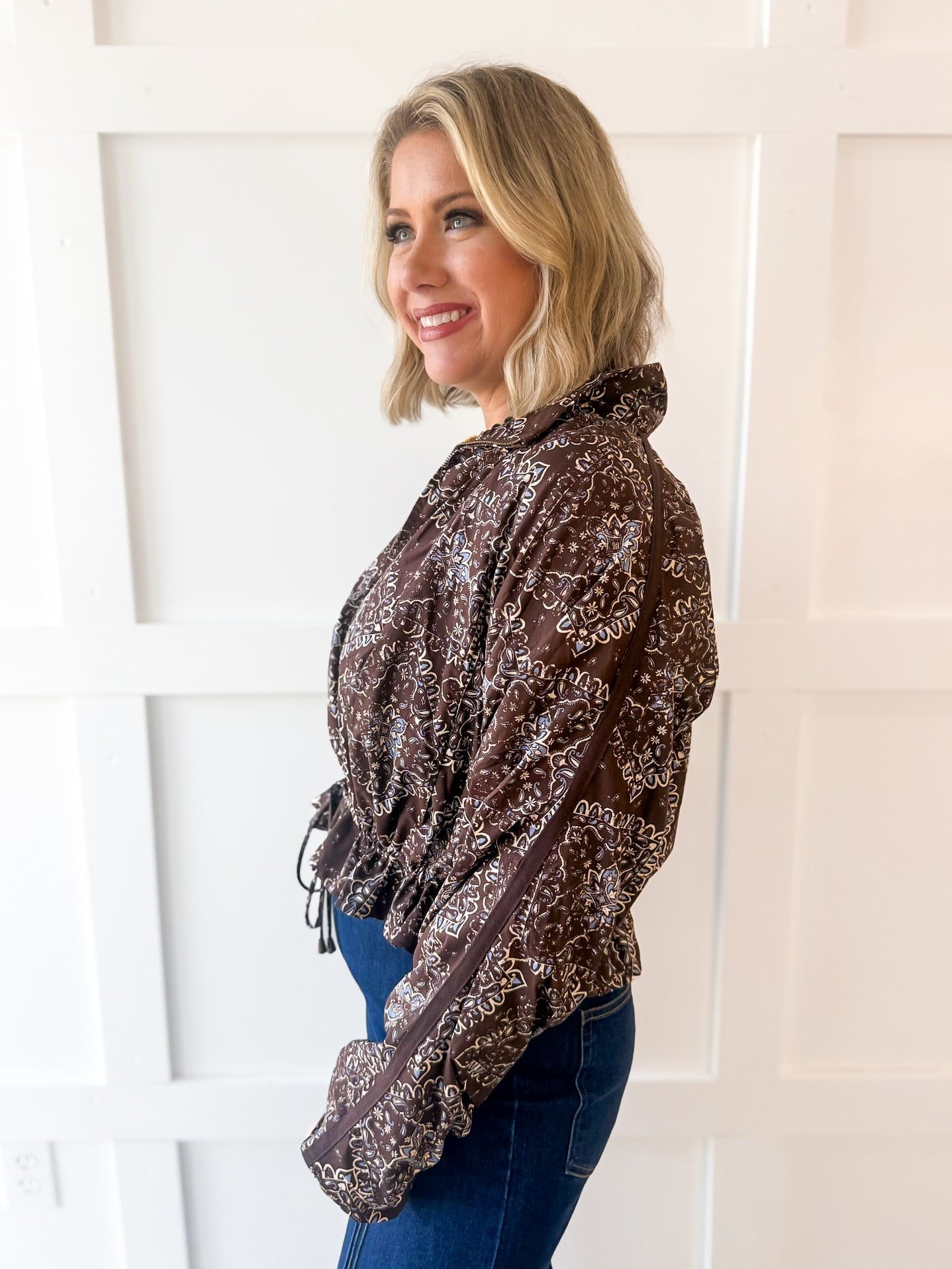 High Neck Waist Tie Jacket - Brown