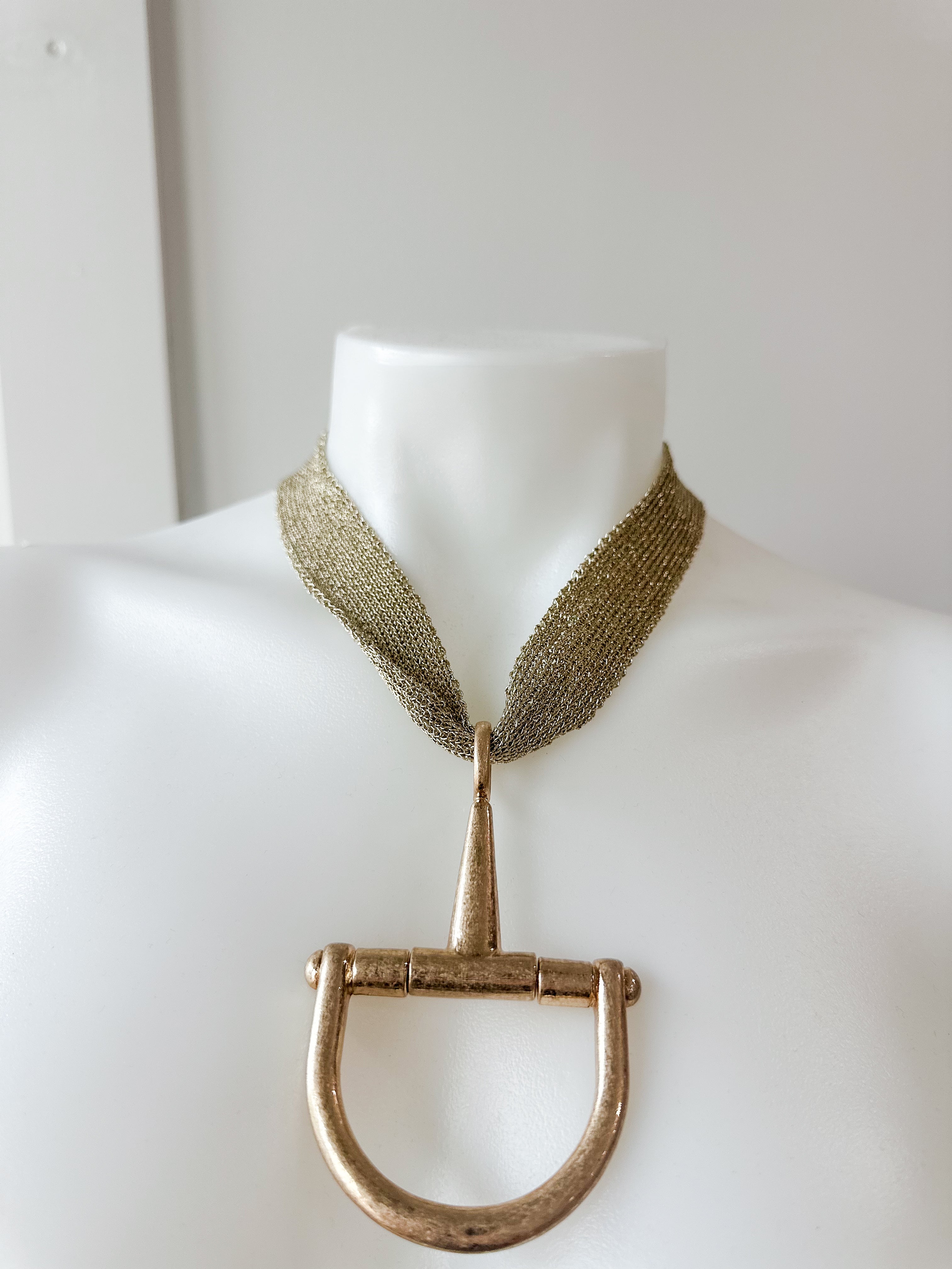 Horsebit Mesh Necklace