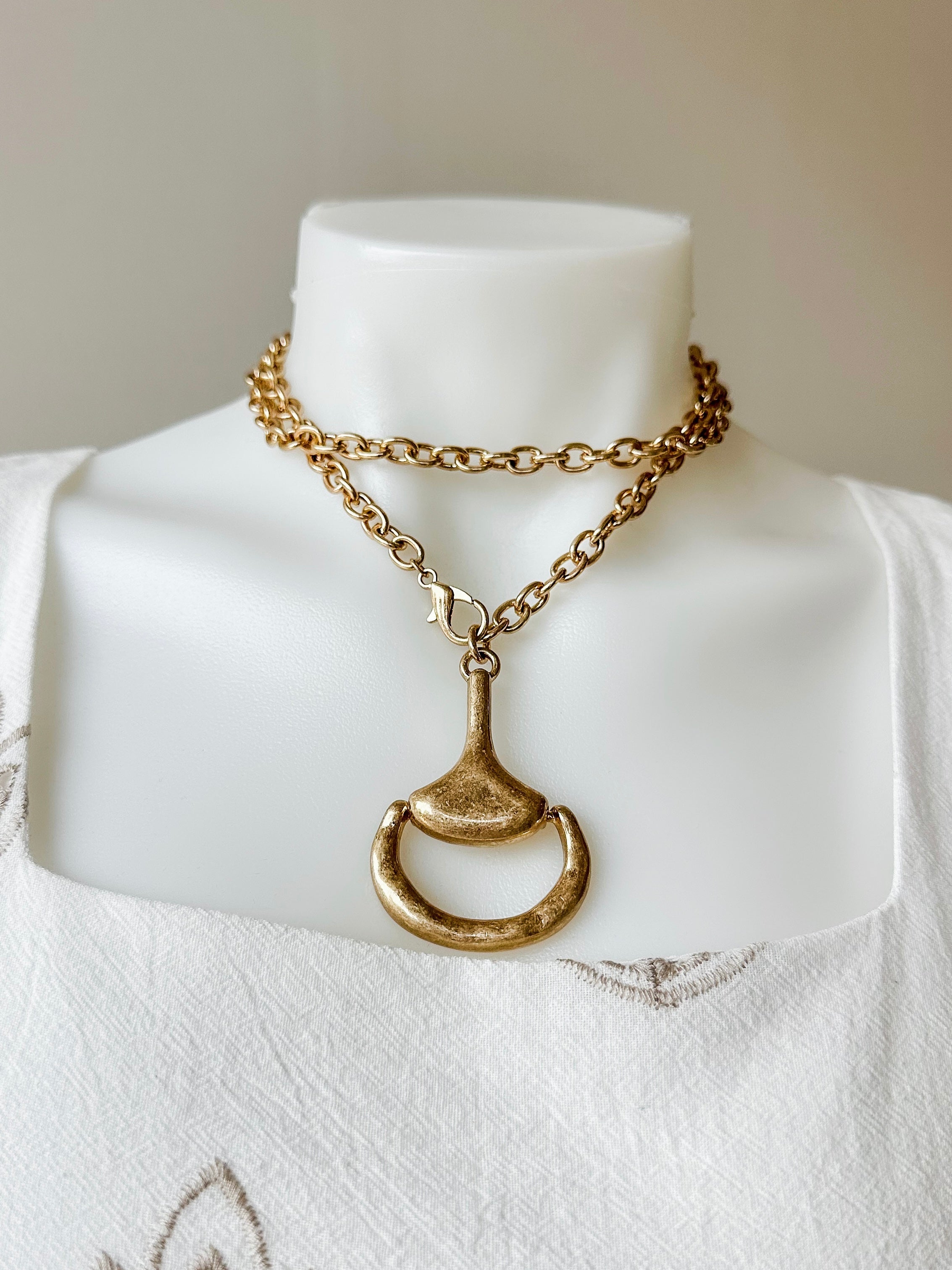 Horsebit Pendant Adjustable Necklace