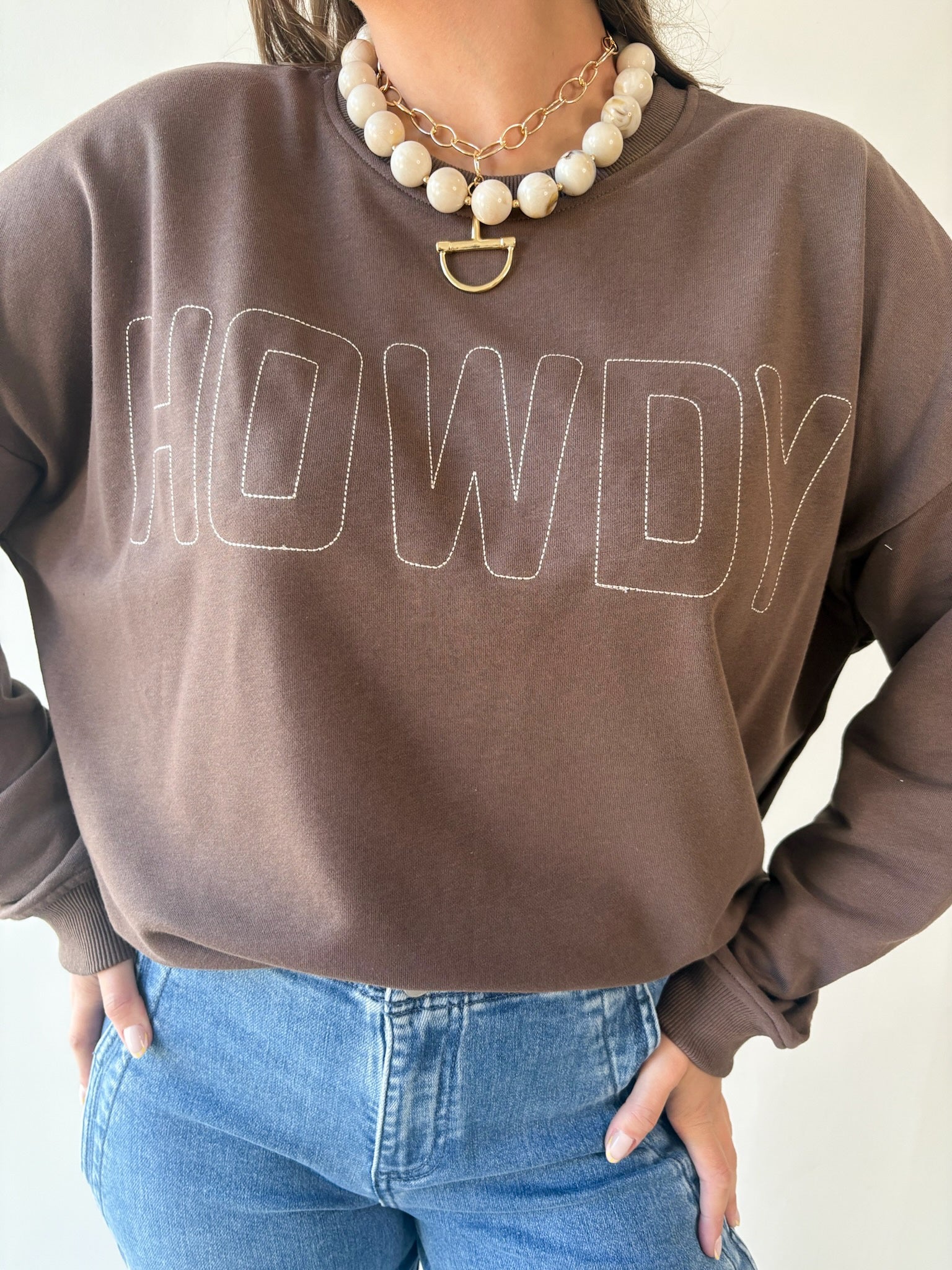 "Howdy" Graphic Sweater - Coco