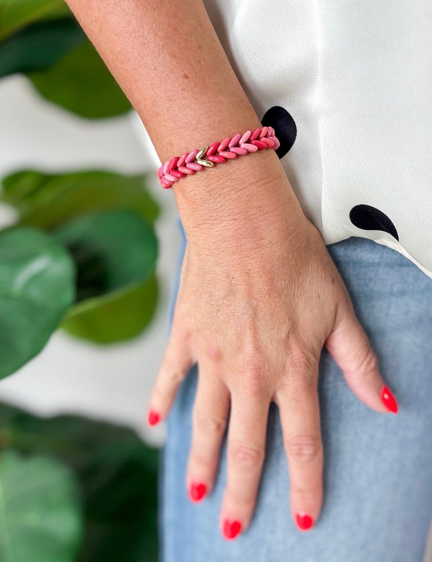 Kai Pink Stretch Bracelet