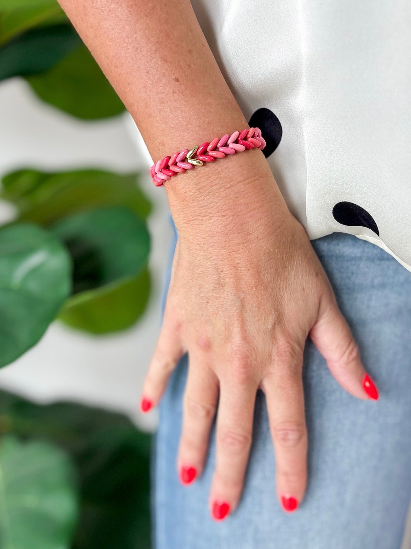 Kai Pink Stretch Bracelet