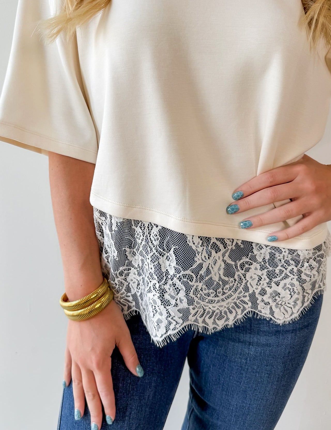 Knit Top with Scallop Lace Hem- Ecru