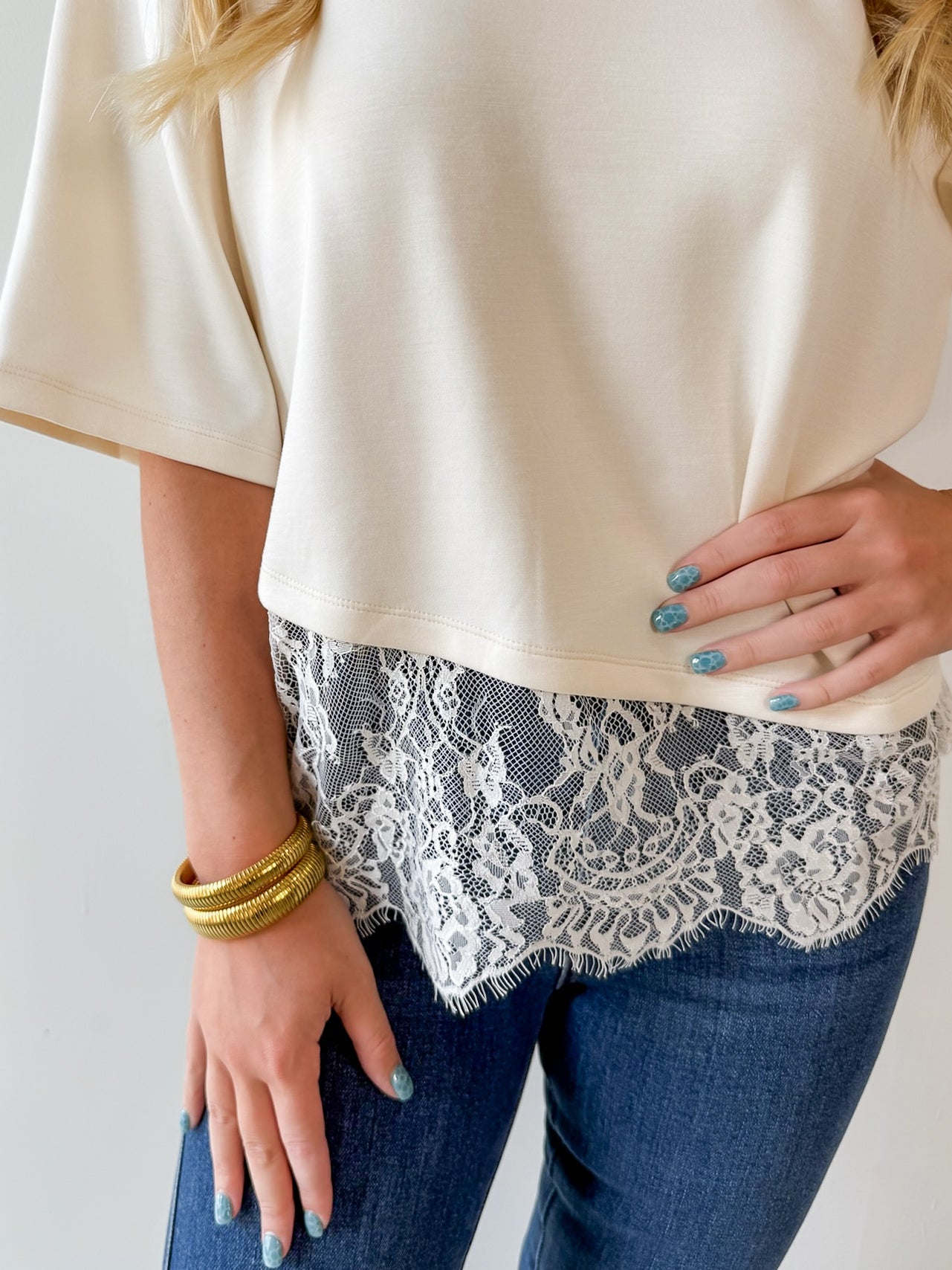 Knit Top with Scallop Lace Hem- Ecru