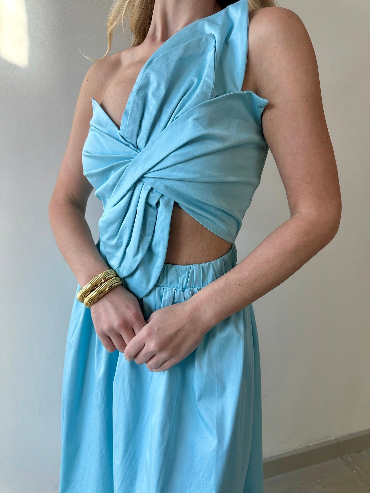 Knotted Twist Midi Dress