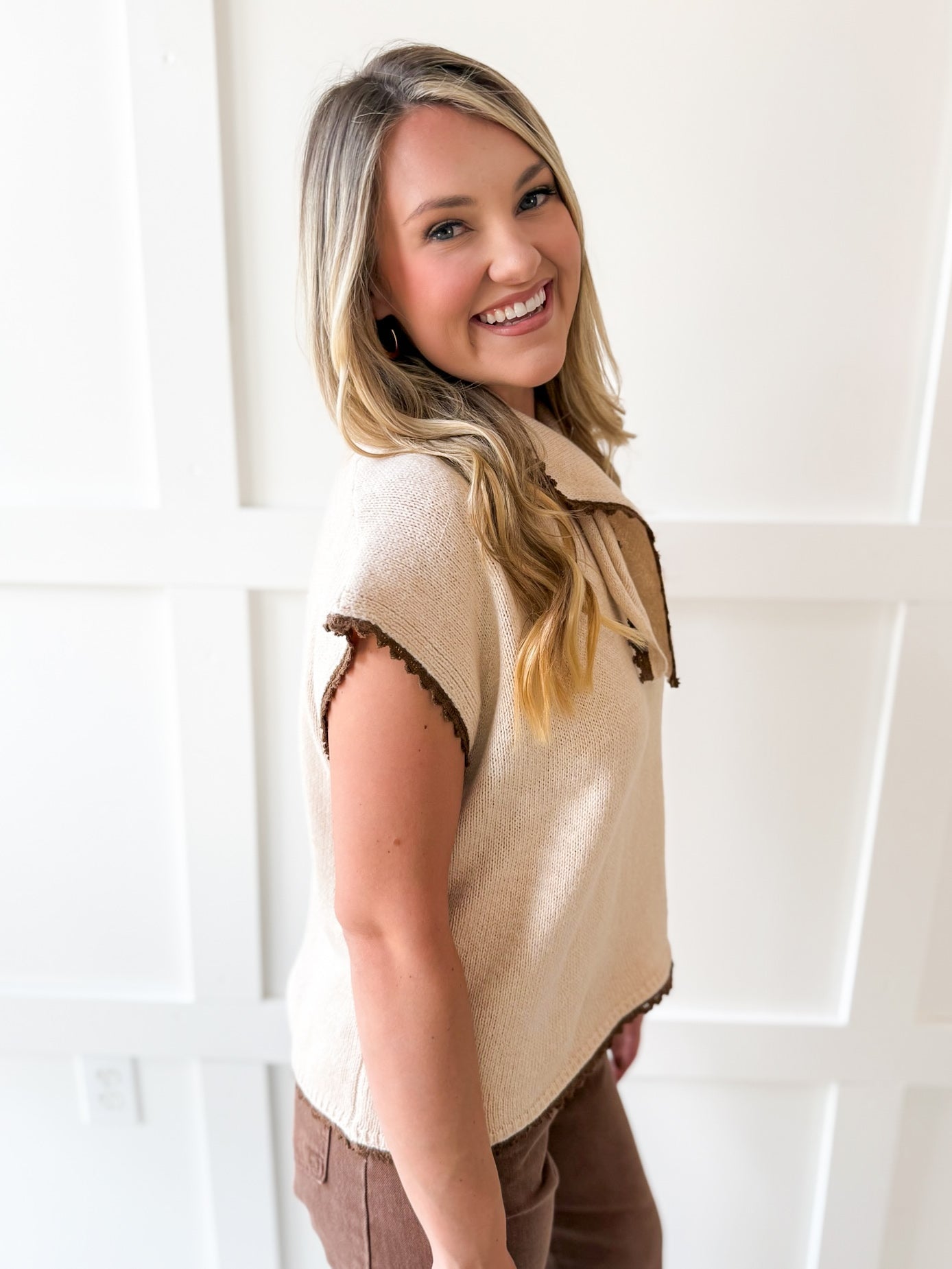 Layered Scallop detail Knit top